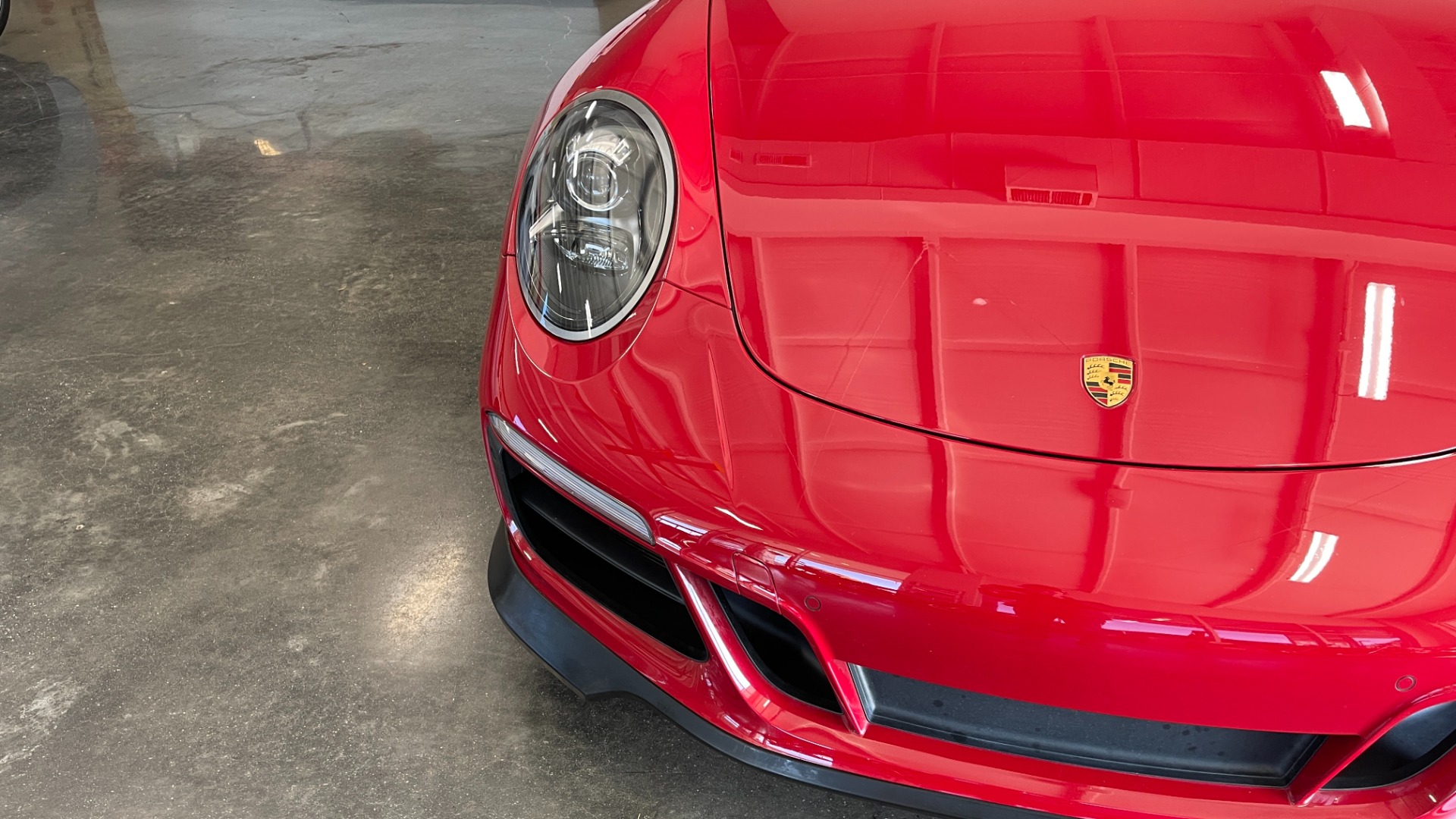 Used 2019 Porsche 911 Carrera GTS / TITANIUM EXHAUST / CARBON FIBER / TECHART SPRINGS / BBS WHEEL for sale $123,995 at Formula Imports in Charlotte NC 28227 9