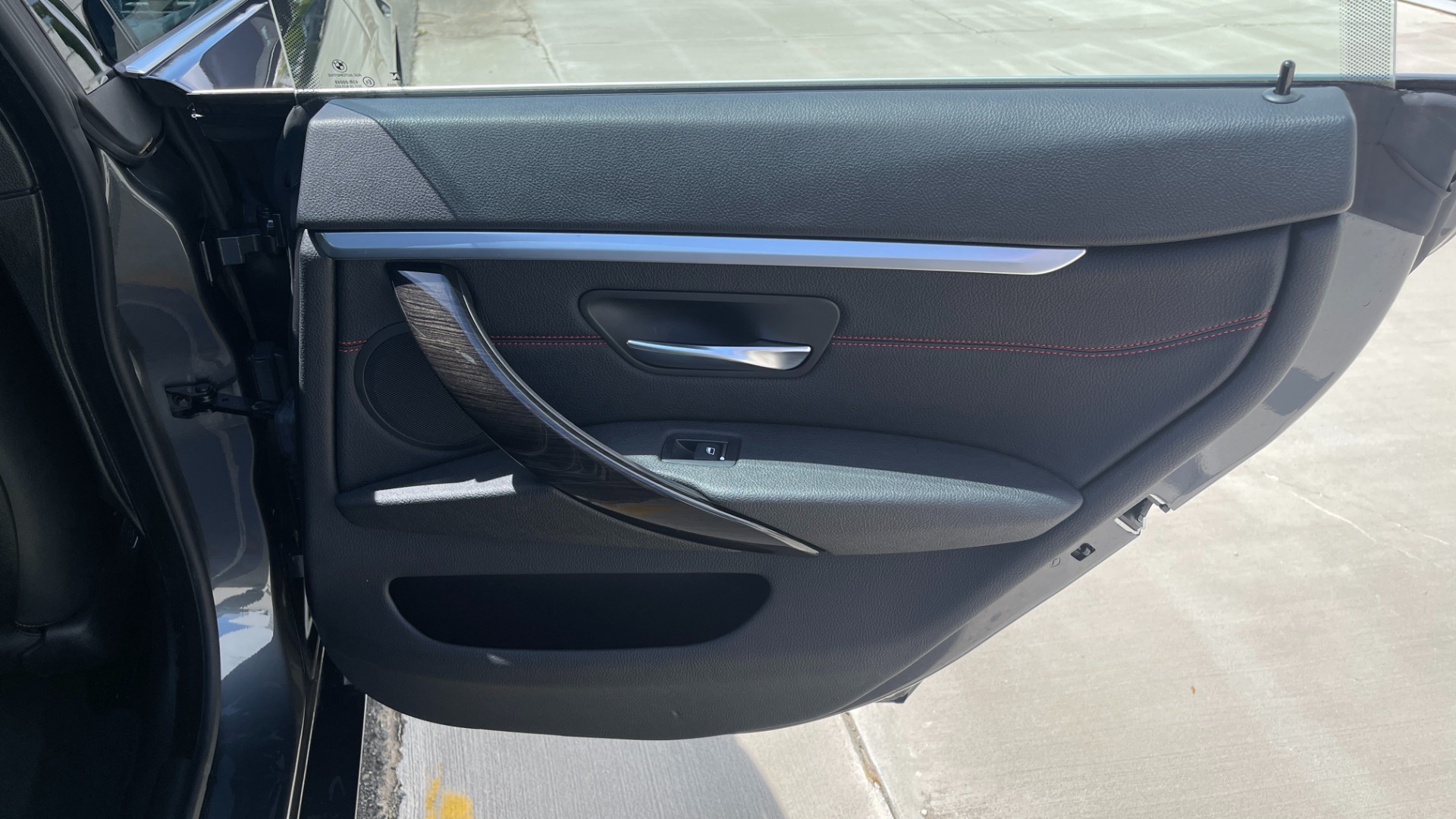 Used 2019 BMW 4 Series 430i xDrive / DRIVER ASSIST / CONVENIENCE / HEATED STEERING / BLIND SPOT / for sale Sold at Formula Imports in Charlotte NC 28227 21