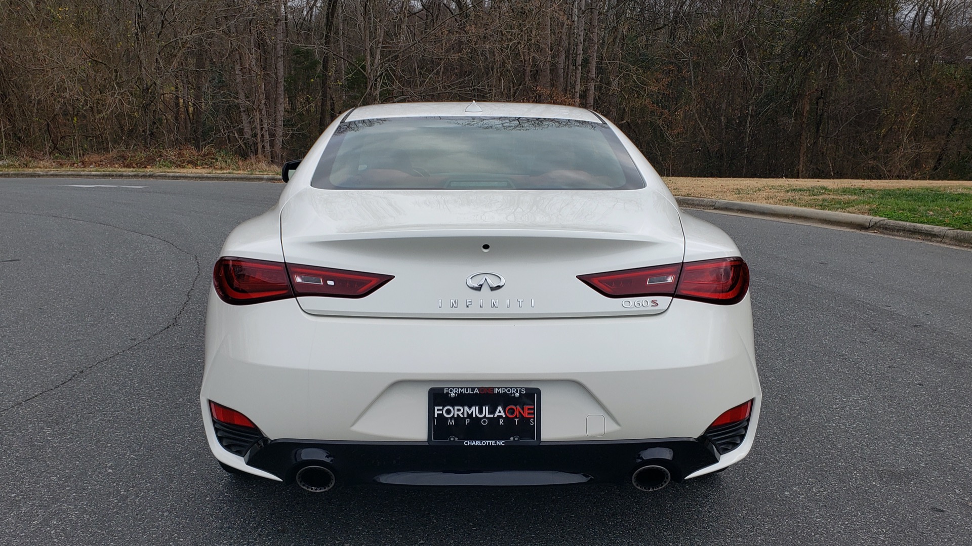 Used 2018 INFINITI Q60 RED SPORT 400 / SENSORY PKG / SUNROOF / NAV / REARVIEW for sale Sold at Formula Imports in Charlotte NC 28227 29