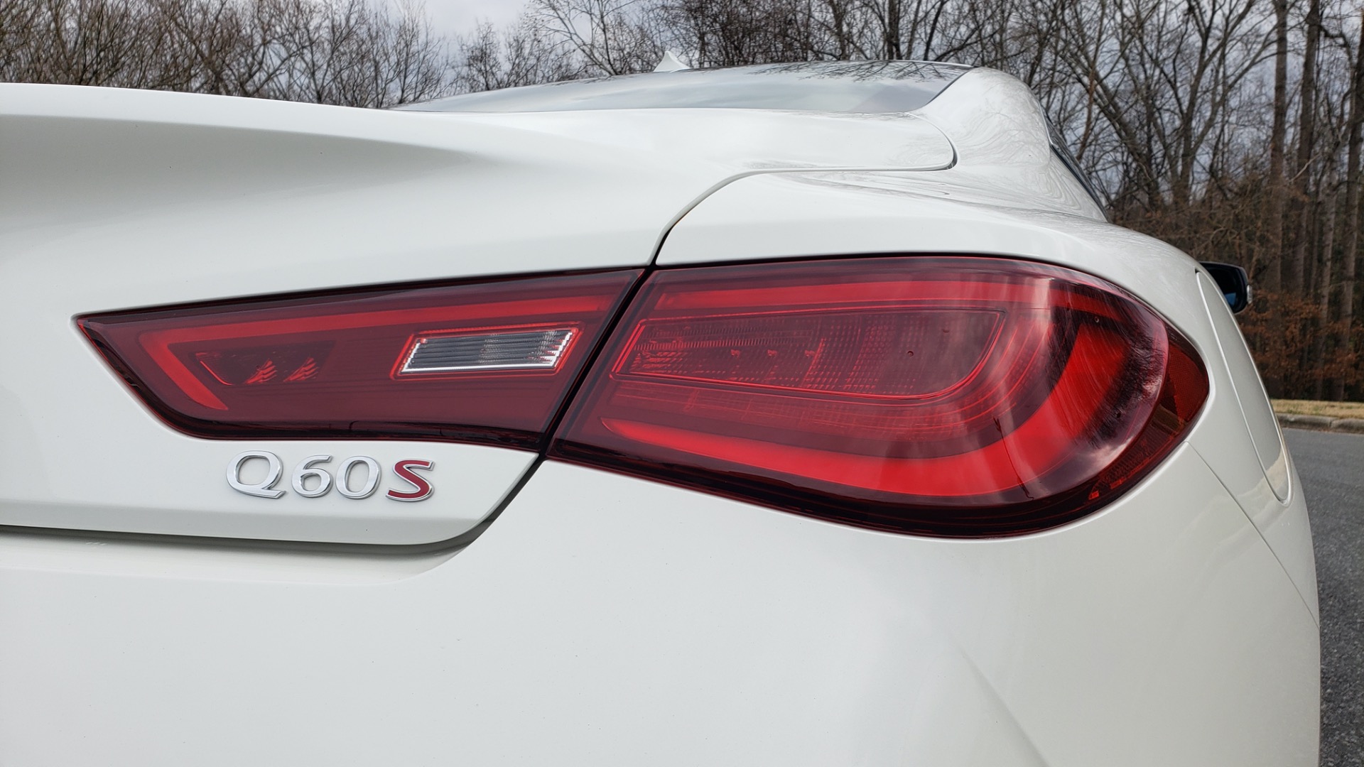 Used 2018 Infiniti Q60 RED SPORT 400 / SENSORY PKG / SUNROOF / NAV / REARVIEW for sale Sold at Formula Imports in Charlotte NC 28227 31