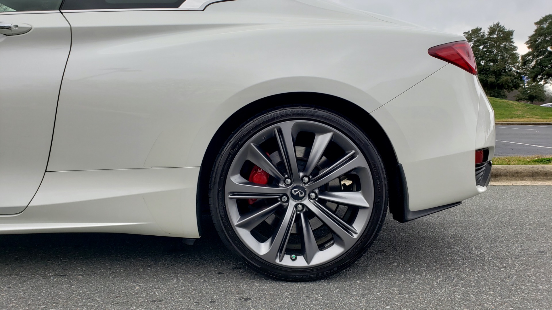 Used 2018 Infiniti Q60 RED SPORT 400 / SENSORY PKG / SUNROOF / NAV / REARVIEW for sale Sold at Formula Imports in Charlotte NC 28227 72