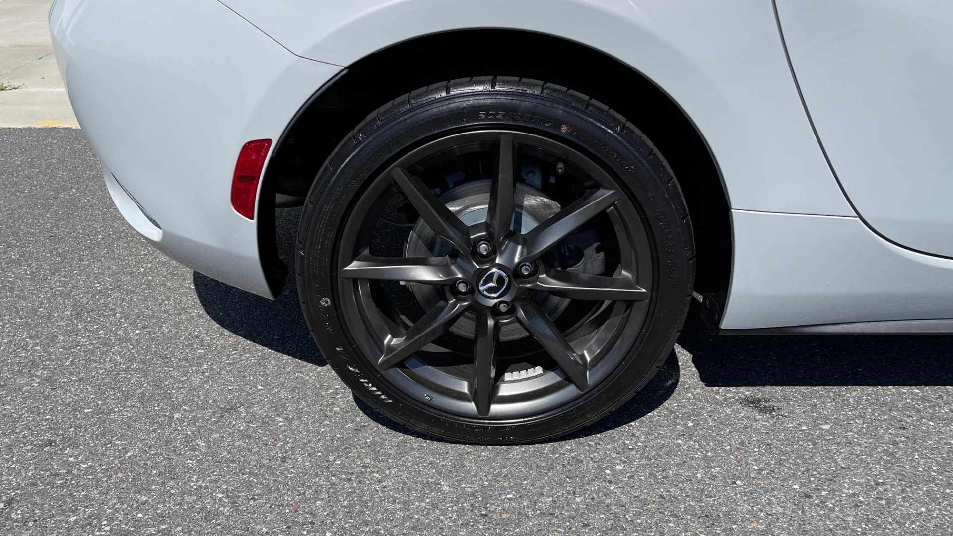 Used 2016 Mazda MX-5 Miata Club / 6SPD / SOFT TOP / 4CYL for sale Sold at Formula Imports in Charlotte NC 28227 31