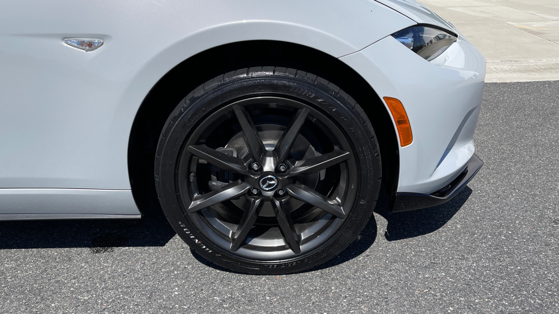 Used 2016 Mazda MX-5 Miata Club / 6SPD / SOFT TOP / 4CYL for sale Sold at Formula Imports in Charlotte NC 28227 32