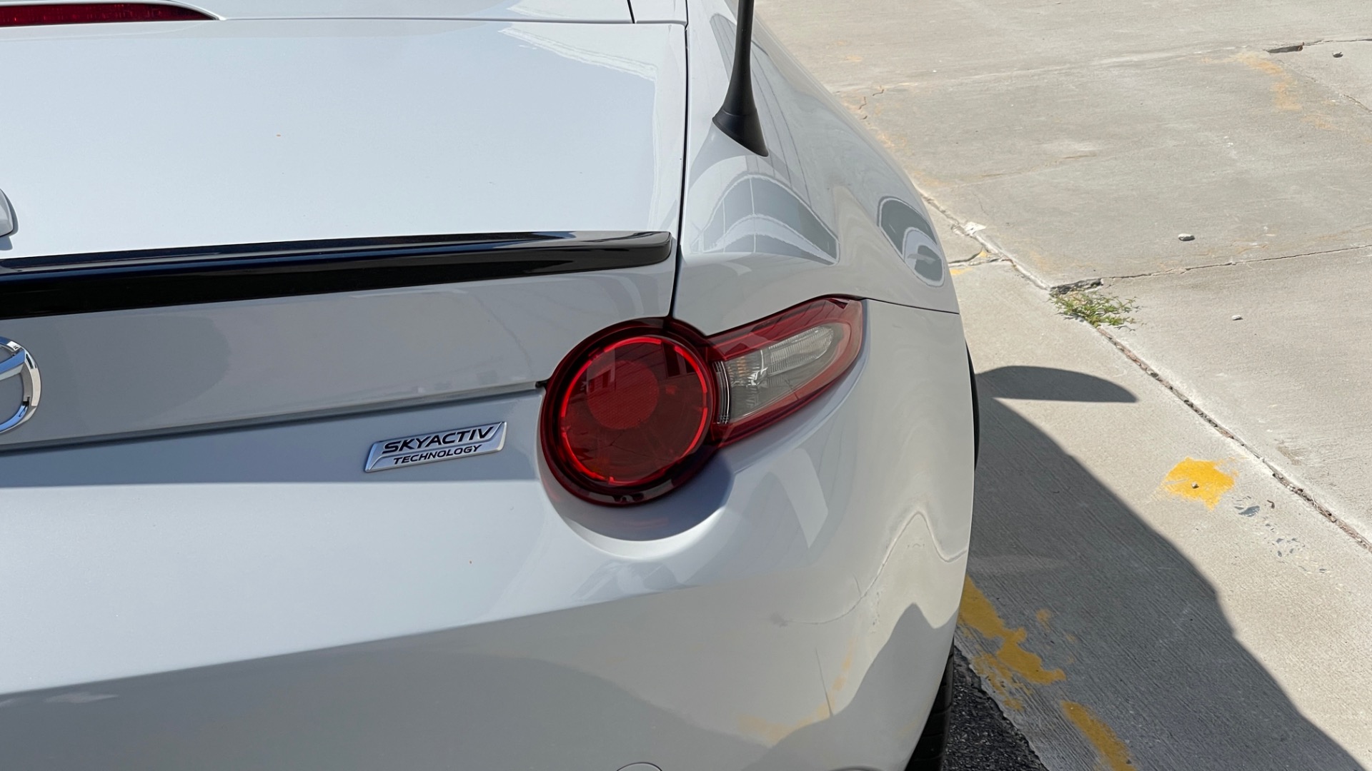 Used 2016 Mazda MX-5 Miata Club / 6SPD / SOFT TOP / 4CYL for sale Sold at Formula Imports in Charlotte NC 28227 35