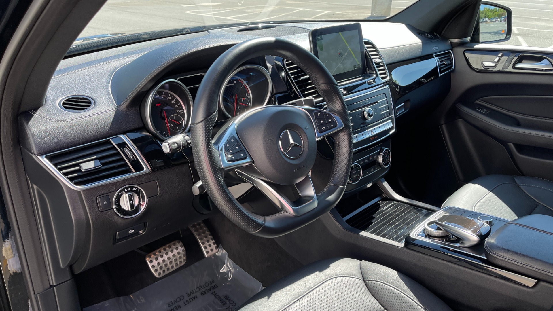 Used 2019 Mercedes-Benz GLE AMG GLE 43 / PREMIUM 2 PACKAGE / 21IN WHEELS / PANORAMIC SUNROOF / PIANO BL for sale $50,995 at Formula Imports in Charlotte NC 28227 11