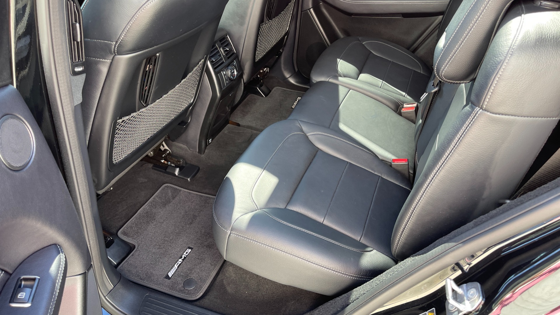 Used 2019 Mercedes-Benz GLE AMG GLE 43 / PREMIUM 2 PACKAGE / 21IN WHEELS / PANORAMIC SUNROOF / PIANO BL for sale $50,995 at Formula Imports in Charlotte NC 28227 13