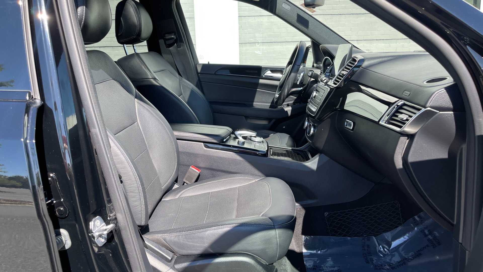 Used 2019 Mercedes-Benz GLE AMG GLE 43 / PREMIUM 2 PACKAGE / 21IN WHEELS / PANORAMIC SUNROOF / PIANO BL for sale $50,995 at Formula Imports in Charlotte NC 28227 17