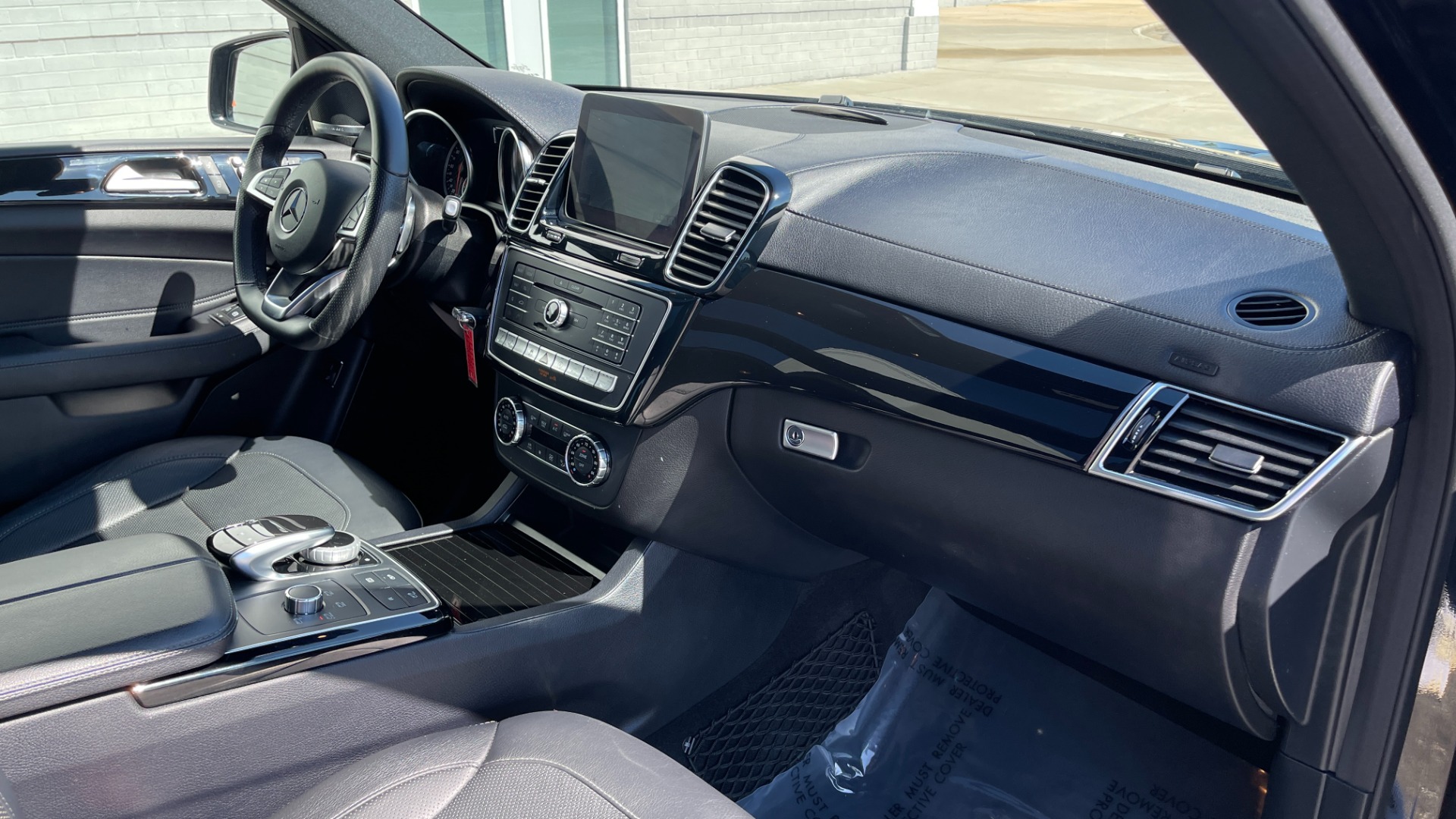 Used 2019 Mercedes-Benz GLE AMG GLE 43 / PREMIUM 2 PACKAGE / 21IN WHEELS / PANORAMIC SUNROOF / PIANO BL for sale $50,995 at Formula Imports in Charlotte NC 28227 19