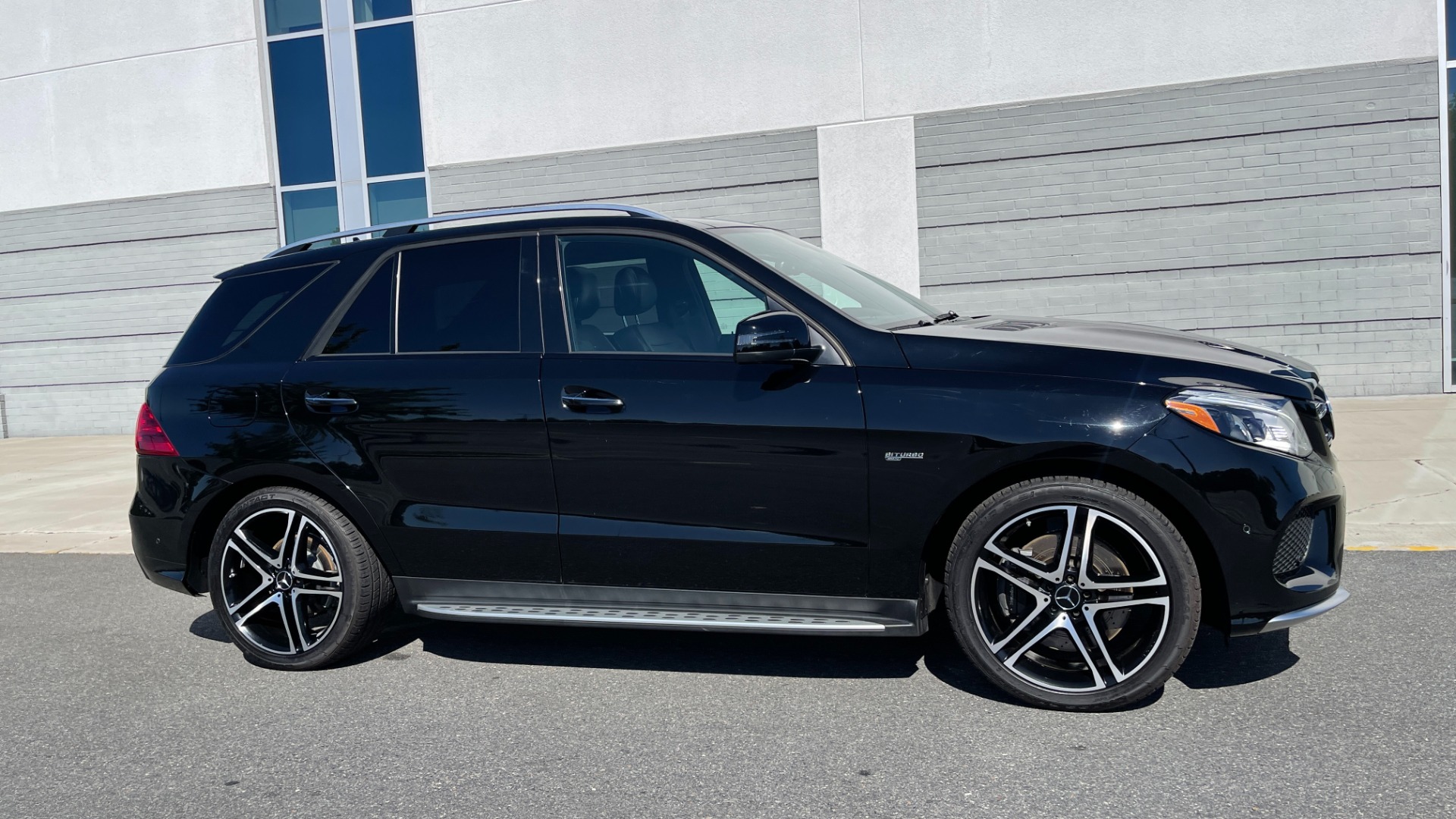 Used 2019 Mercedes-Benz GLE AMG GLE 43 / PREMIUM 2 PACKAGE / 21IN WHEELS / PANORAMIC SUNROOF / PIANO BL for sale Sold at Formula Imports in Charlotte NC 28227 2