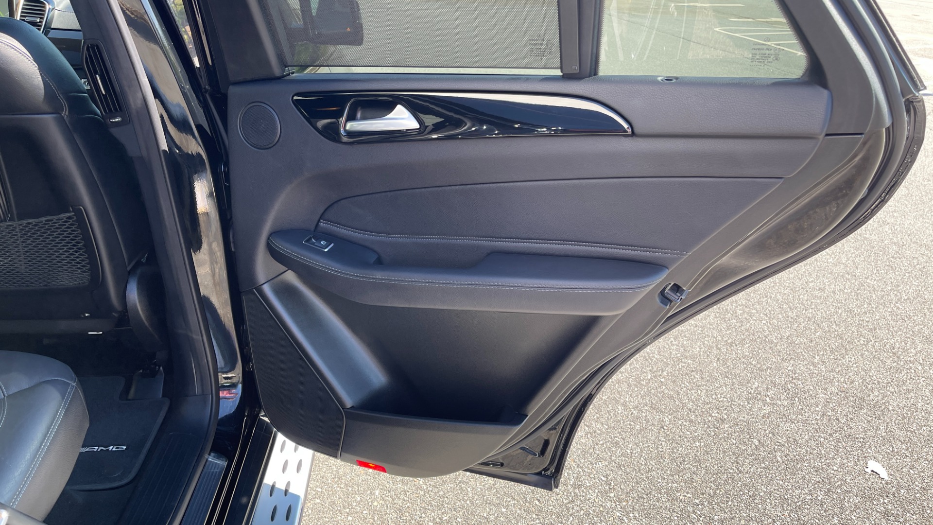Used 2019 Mercedes-Benz GLE AMG GLE 43 / PREMIUM 2 PACKAGE / 21IN WHEELS / PANORAMIC SUNROOF / PIANO BL for sale $50,995 at Formula Imports in Charlotte NC 28227 33