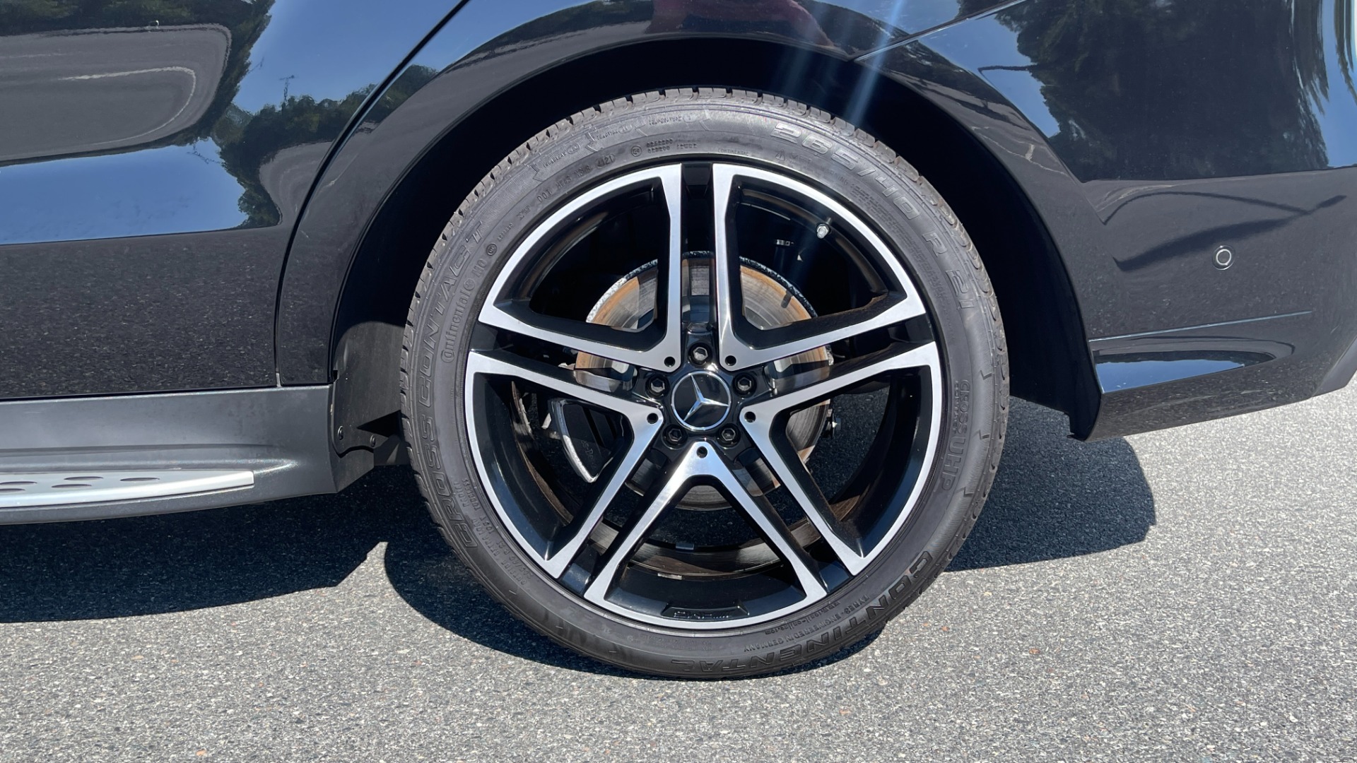 Used 2019 Mercedes-Benz GLE AMG GLE 43 / PREMIUM 2 PACKAGE / 21IN WHEELS / PANORAMIC SUNROOF / PIANO BL for sale $50,995 at Formula Imports in Charlotte NC 28227 44