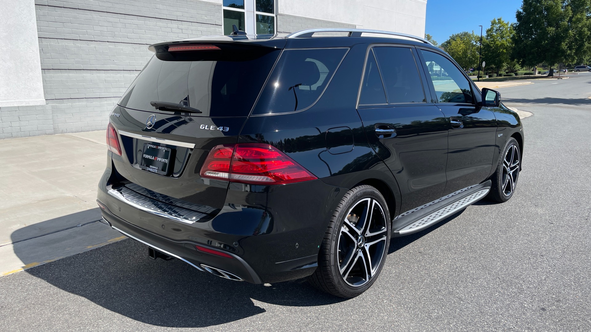 Used 2019 Mercedes-Benz GLE AMG GLE 43 / PREMIUM 2 PACKAGE / 21IN WHEELS / PANORAMIC SUNROOF / PIANO BL for sale Sold at Formula Imports in Charlotte NC 28227 6