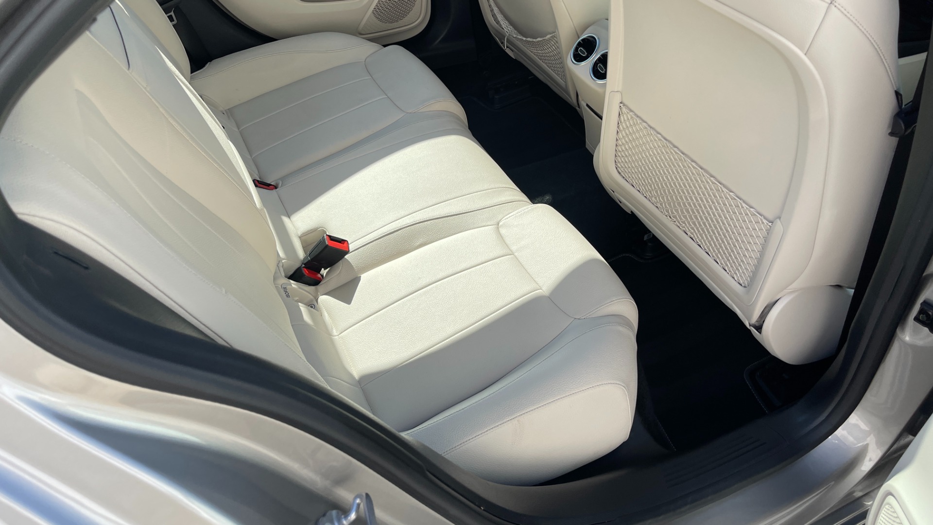 Used 2019 Mercedes-Benz A-Class A220 / PREMIUM / AMBIENT LIGHTING / BLIND SPOT / WIRELESS CHARGING for sale Sold at Formula Imports in Charlotte NC 28227 20