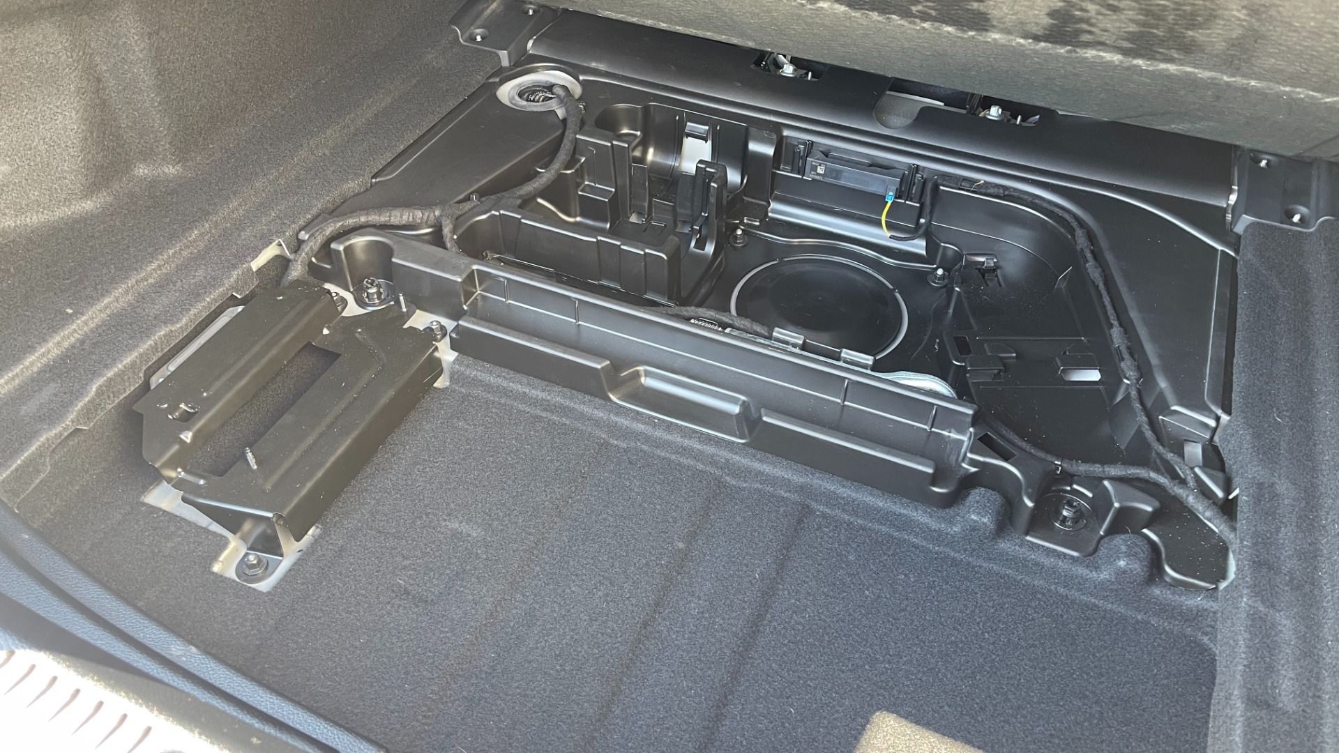 Used 2019 Mercedes-Benz A-Class A220 / PREMIUM / AMBIENT LIGHTING / BLIND SPOT / WIRELESS CHARGING for sale Sold at Formula Imports in Charlotte NC 28227 22