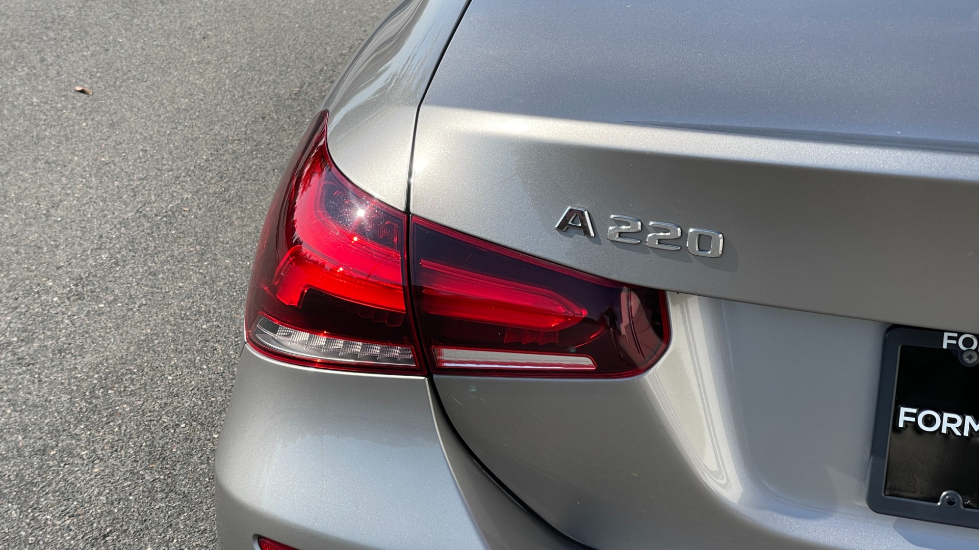 Used 2019 Mercedes-Benz A-Class A220 / PREMIUM / AMBIENT LIGHTING / BLIND SPOT / WIRELESS CHARGING for sale Sold at Formula Imports in Charlotte NC 28227 23