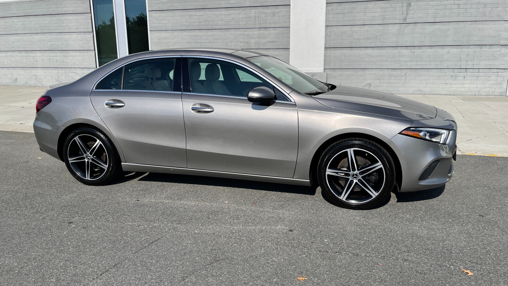 Used 2019 Mercedes-Benz A-Class A220 / PREMIUM / AMBIENT LIGHTING / BLIND SPOT / WIRELESS CHARGING for sale $30,599 at Formula Imports in Charlotte NC 28227 3