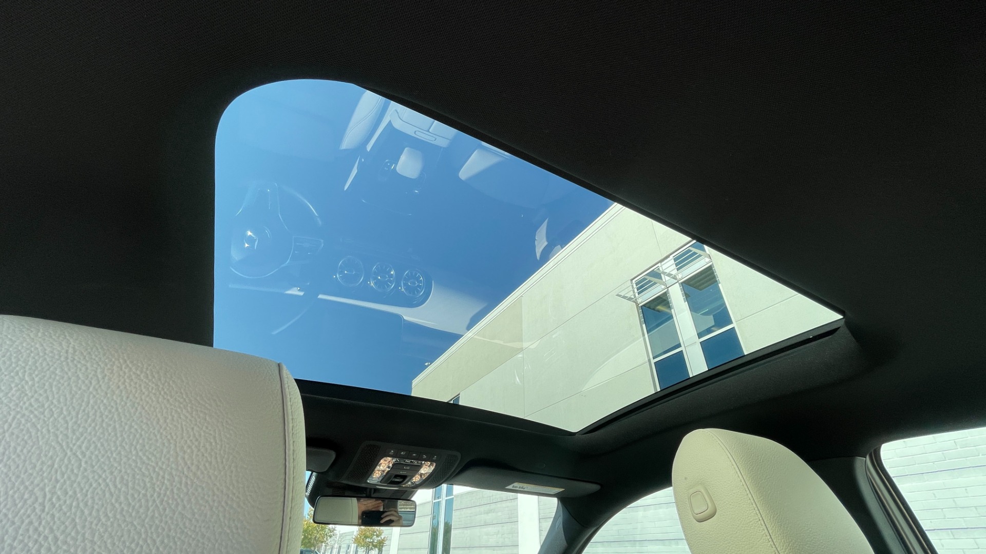 Used 2019 Mercedes-Benz A-Class A220 / PREMIUM / AMBIENT LIGHTING / BLIND SPOT / WIRELESS CHARGING for sale Sold at Formula Imports in Charlotte NC 28227 35