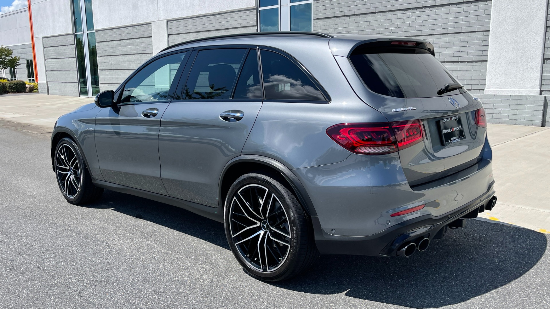 Used 2022 Mercedes-Benz GLC AMG GLC 43 / CARBON FIBER / HEADS UP DISPLAY / ADVANCED SOUND / AMG EXHAUST for sale Sold at Formula Imports in Charlotte NC 28227 3