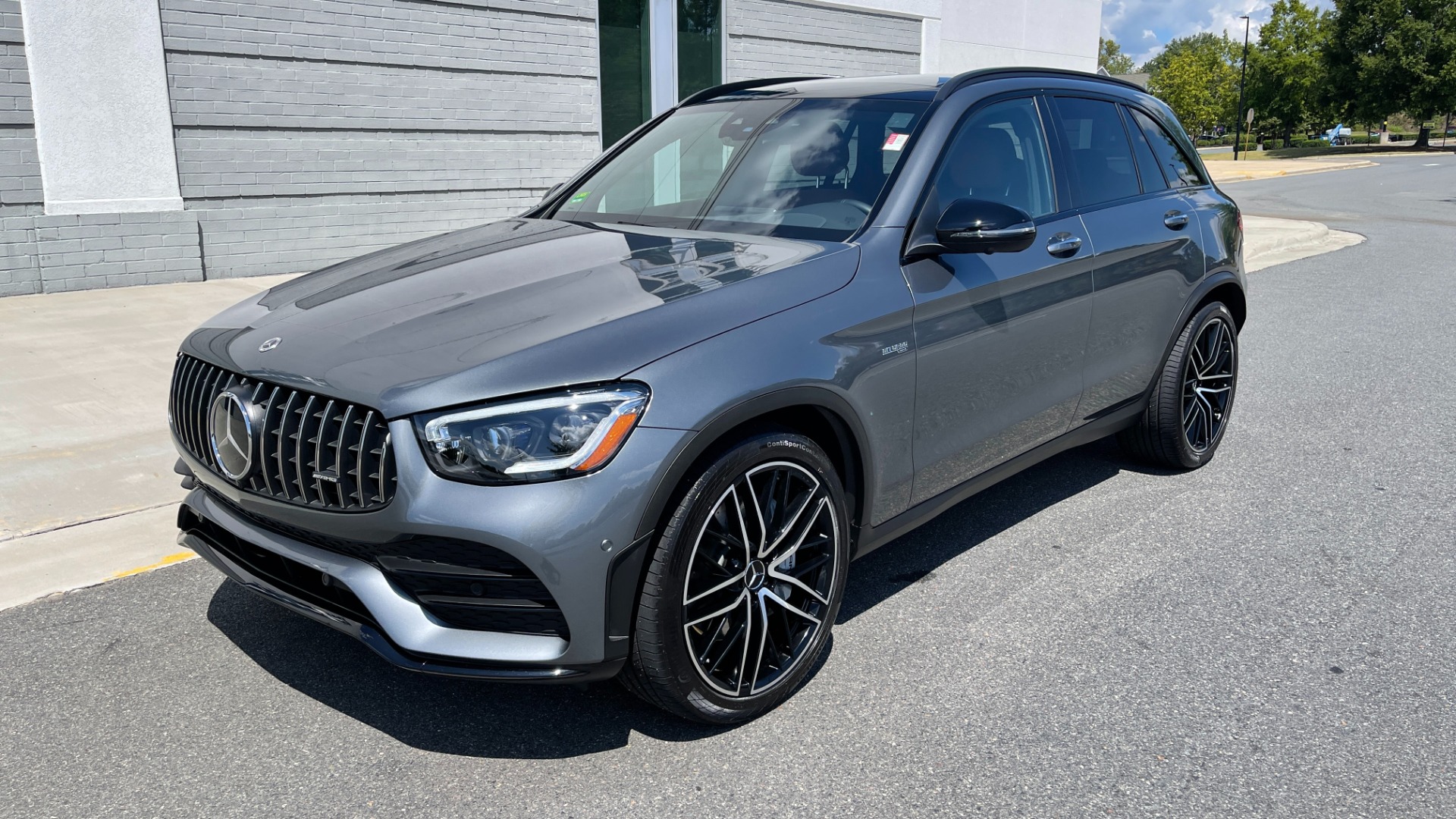 Used 2022 Mercedes-Benz GLC AMG GLC 43 / CARBON FIBER / HEADS UP DISPLAY / ADVANCED SOUND / AMG EXHAUST for sale Sold at Formula Imports in Charlotte NC 28227 6
