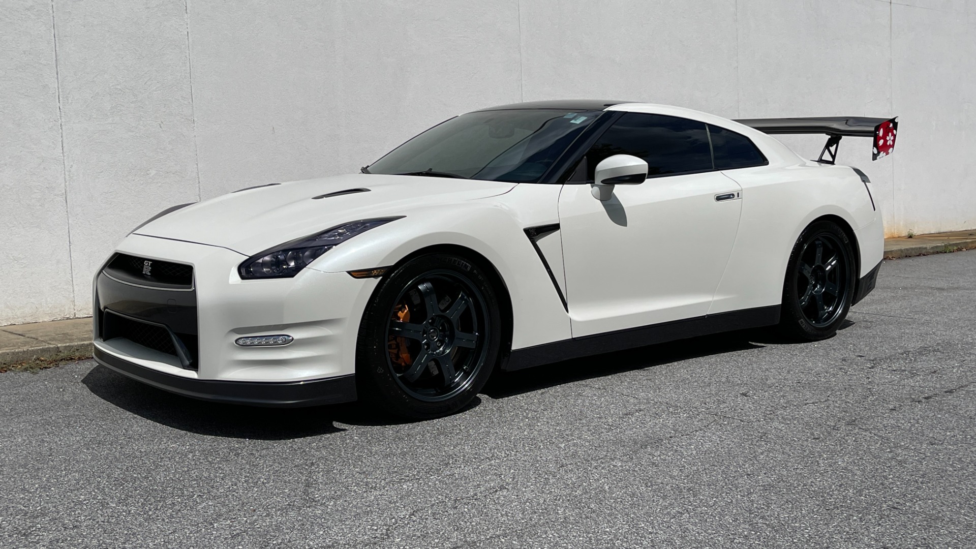 Used 2015 Nissan GT-R BLACK EDITION / APR WING / FULL BOLT ONS / COBB STAGE 2 / ALPHA COOLING / H for sale Sold at Formula Imports in Charlotte NC 28227 4