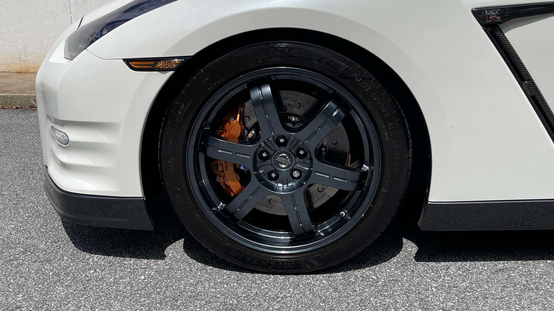 Used 2015 Nissan GT-R BLACK EDITION / APR WING / FULL BOLT ONS / COBB STAGE 2 / ALPHA COOLING / H for sale Sold at Formula Imports in Charlotte NC 28227 53