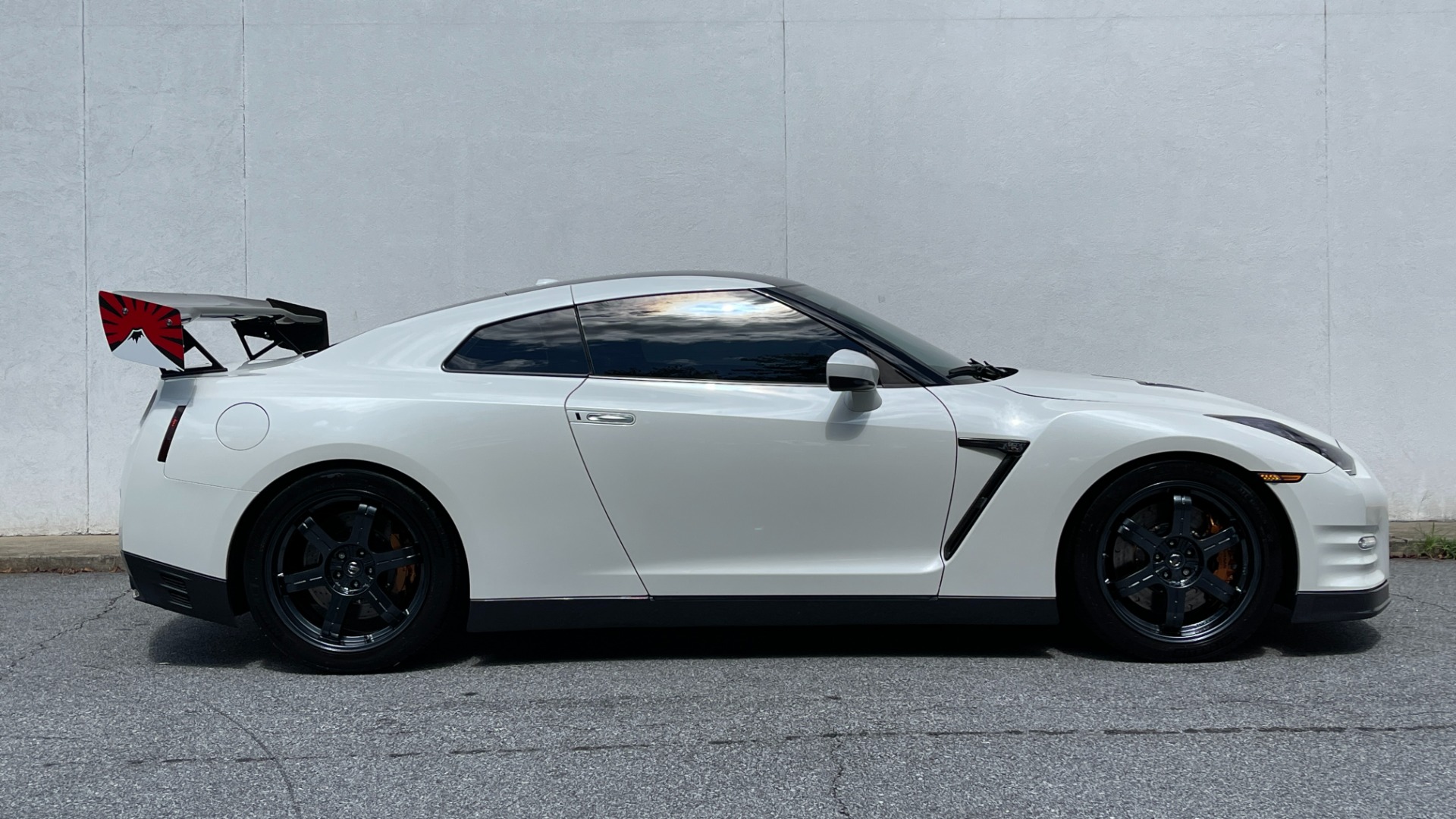 Used 2015 Nissan GT-R BLACK EDITION / APR WING / FULL BOLT ONS / COBB STAGE 2 / ALPHA COOLING / H for sale Sold at Formula Imports in Charlotte NC 28227 6
