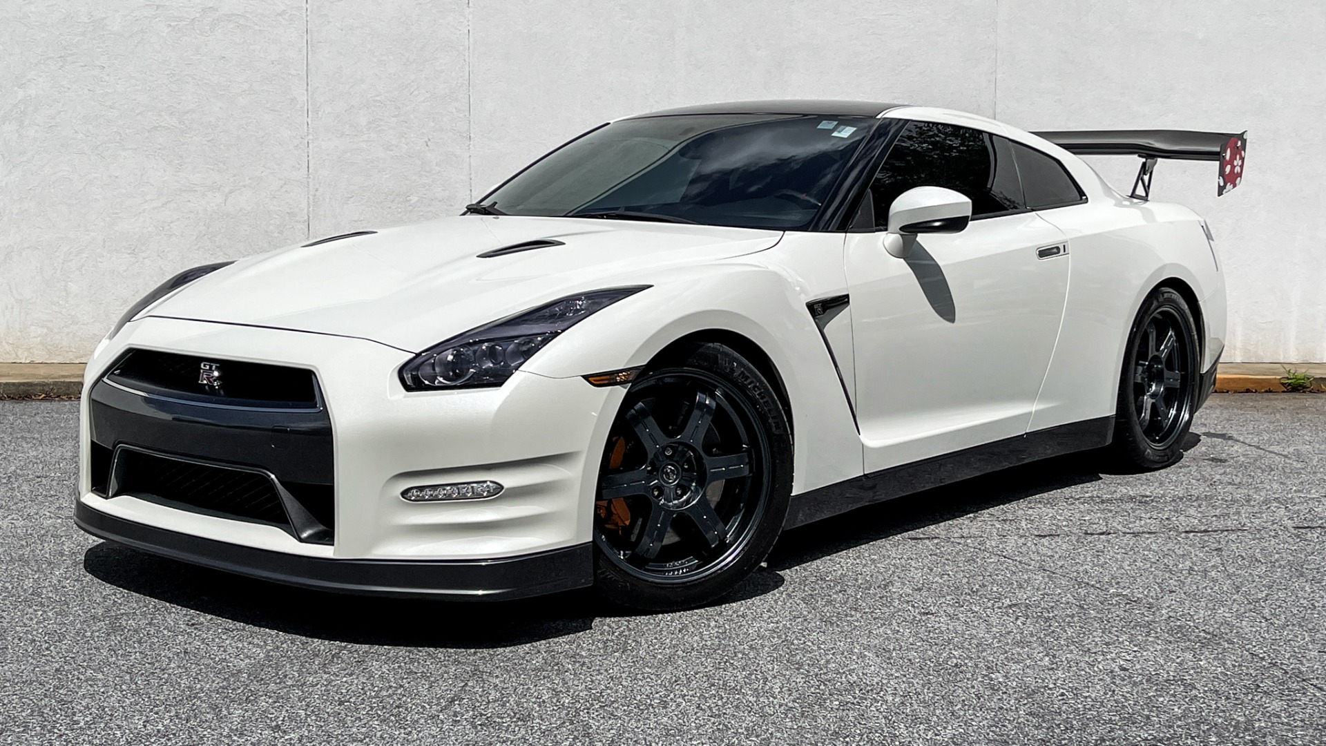 Used 2015 Nissan GT-R BLACK EDITION / APR WING / FULL BOLT ONS / COBB STAGE 2 / ALPHA COOLING / H for sale $108,995 at Formula Imports in Charlotte NC 28227 1