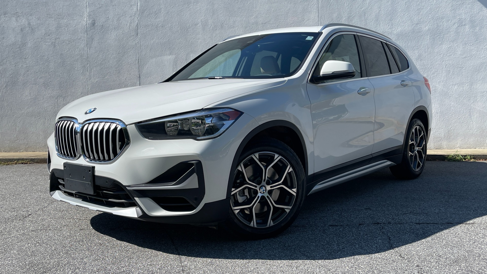 Used 2021 BMW X1 sDrive28i / CONVENIENCE PACKAGE / HEATED SEATS / HEATED STEERING / PARK DIS for sale $32,995 at Formula Imports in Charlotte NC 28227 30