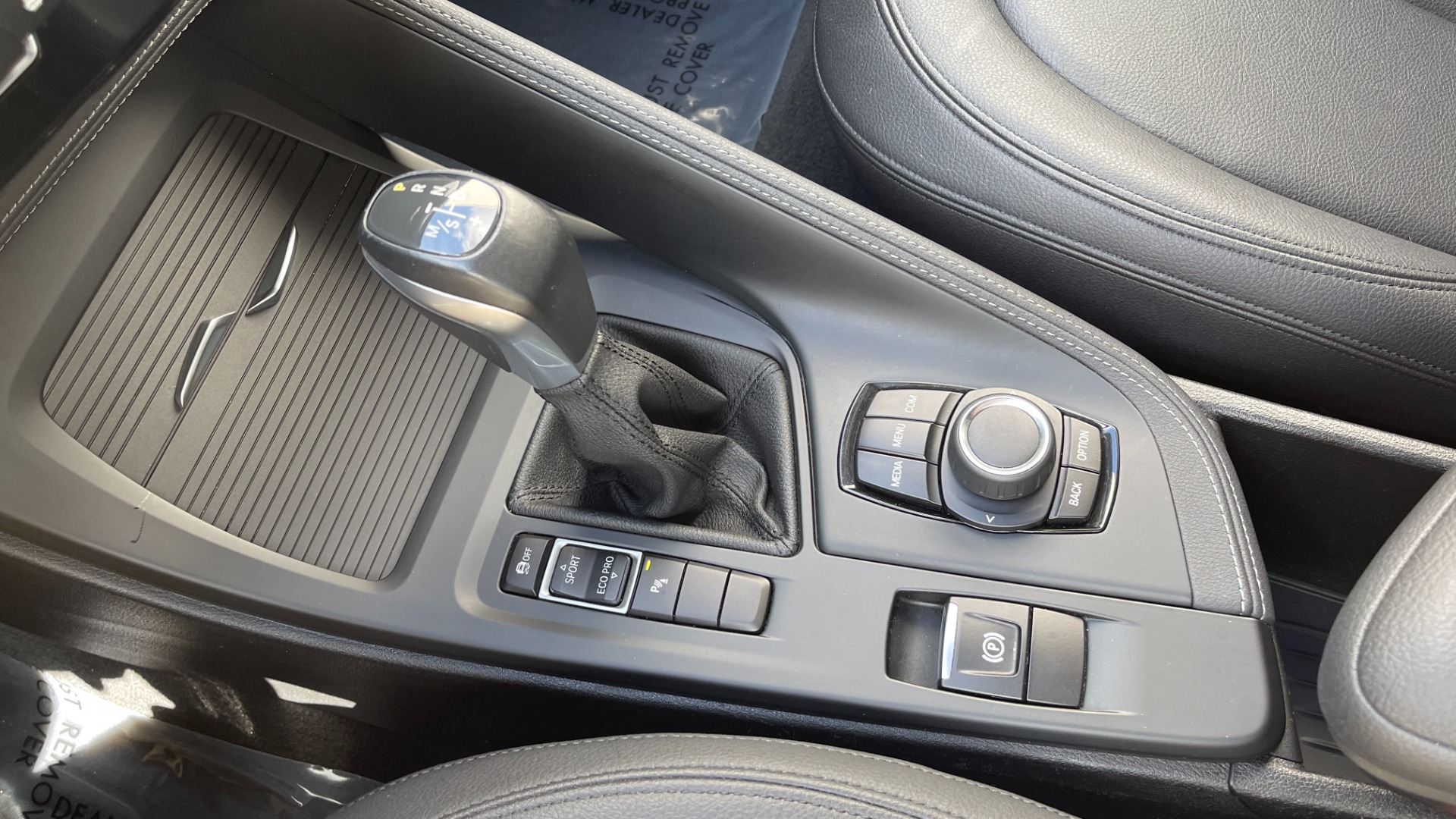 Used 2018 BMW X1 sDrive28i / PARK DISTANCE / BACKUP CAMERA / HEATED SEATS for sale $21,925 at Formula Imports in Charlotte NC 28227 18