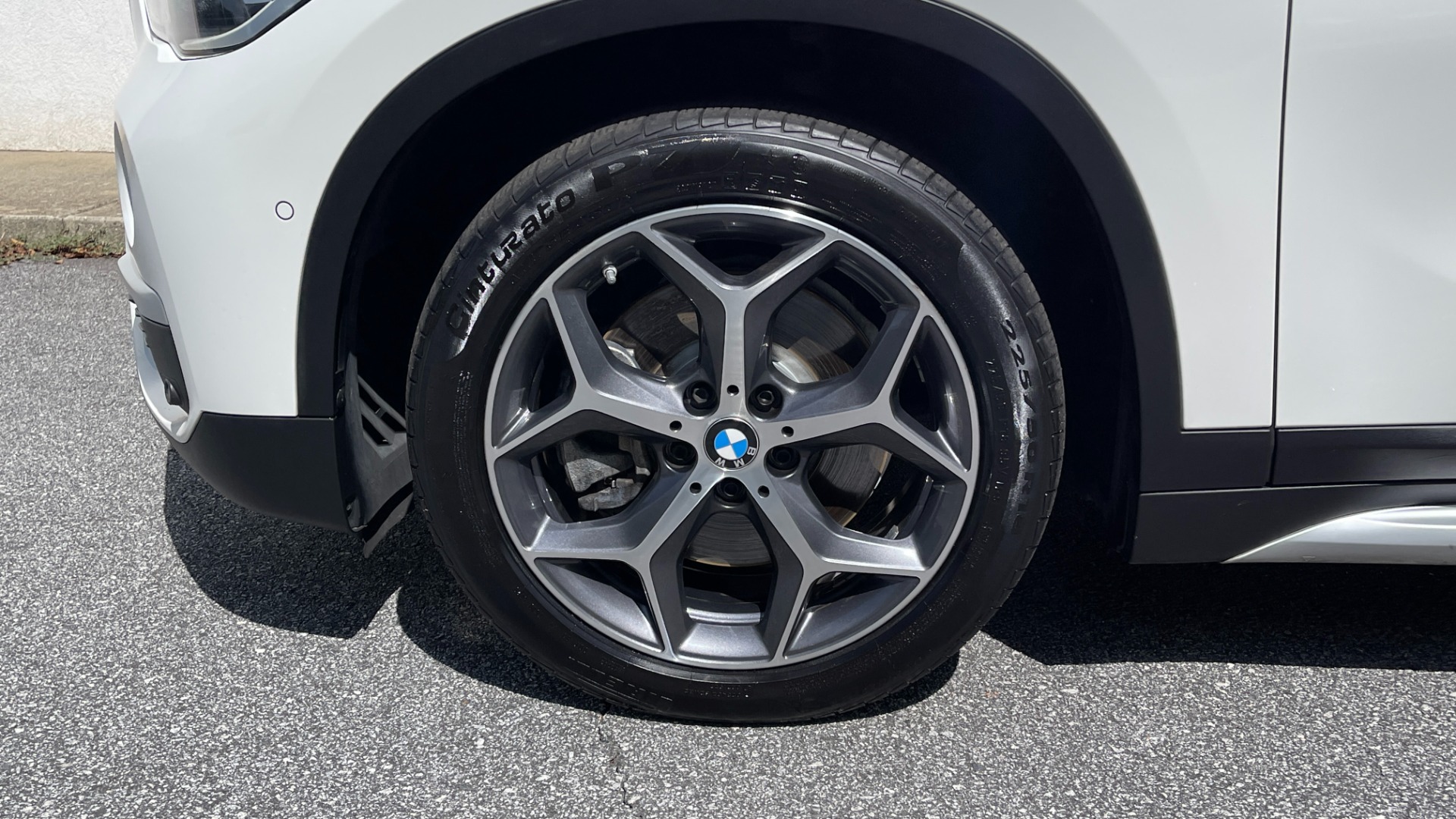 Used 2018 BMW X1 sDrive28i / PARK DISTANCE / BACKUP CAMERA / HEATED SEATS for sale $26,371 at Formula Imports in Charlotte NC 28227 26