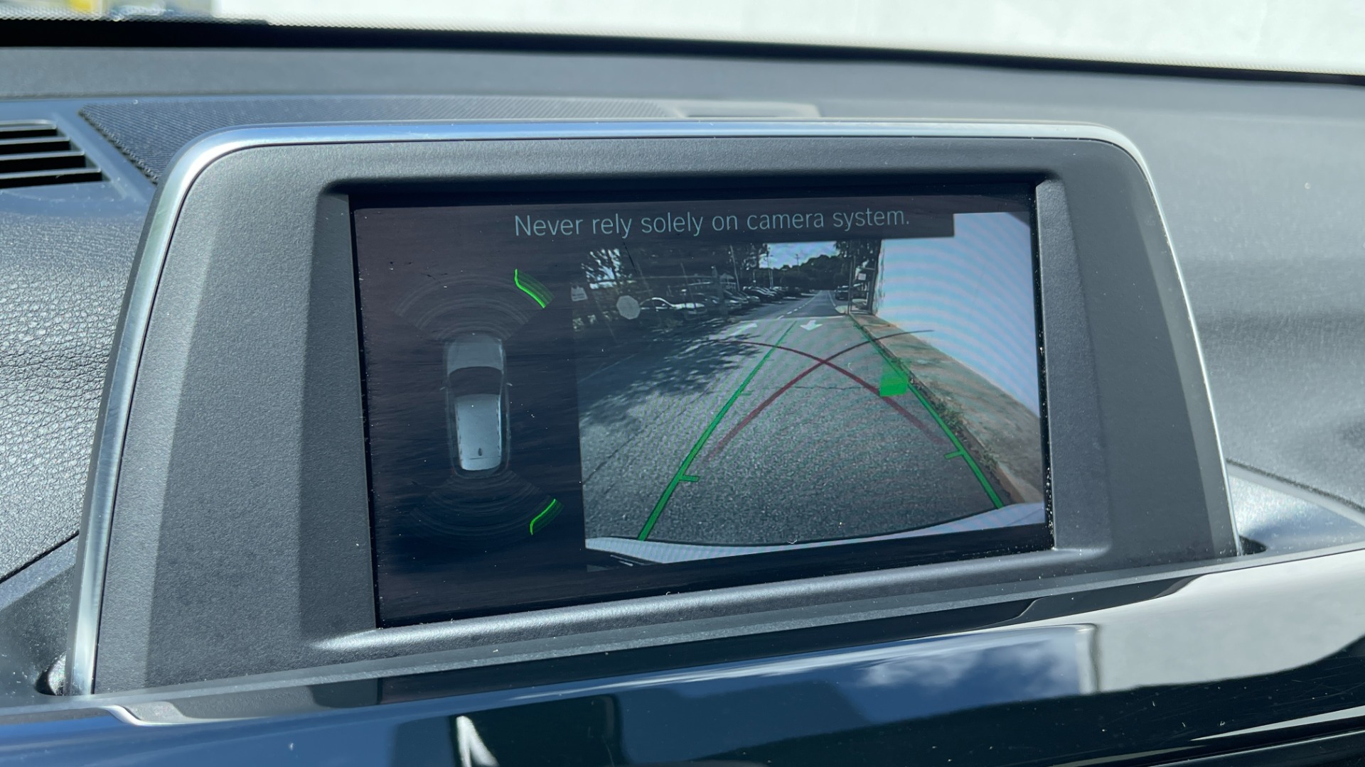 Used 2018 BMW X1 sDrive28i / PARK DISTANCE / BACKUP CAMERA / HEATED SEATS for sale $21,925 at Formula Imports in Charlotte NC 28227 37