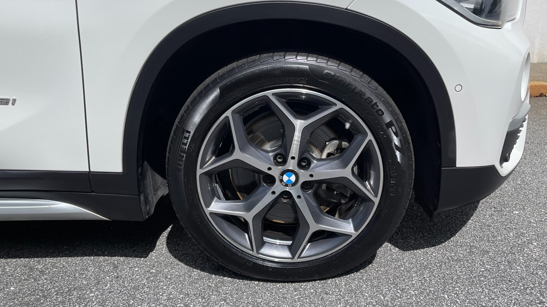 Used 2018 BMW X1 sDrive28i / PARK DISTANCE / BACKUP CAMERA / HEATED SEATS for sale $21,925 at Formula Imports in Charlotte NC 28227 41