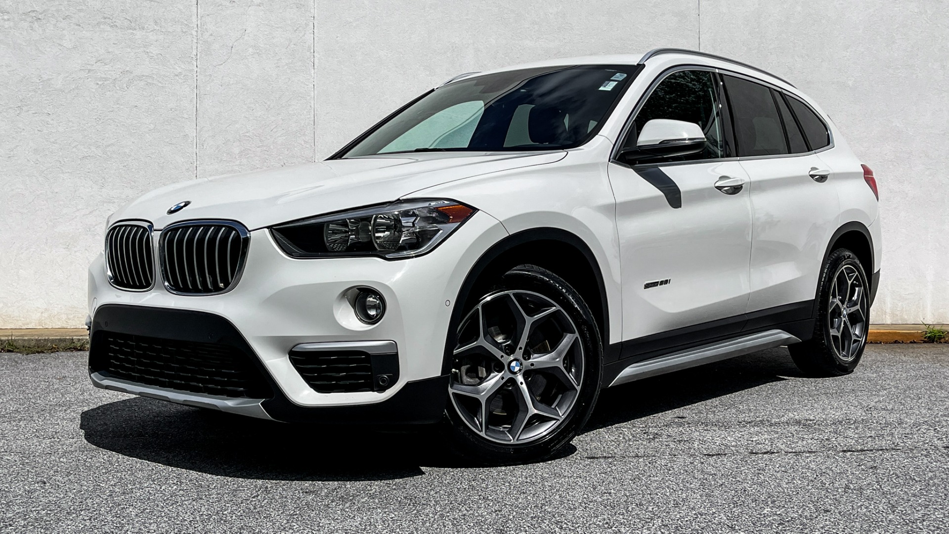 Used 2018 BMW X1 sDrive28i for sale Sold at Formula Imports in Charlotte NC 28227 1