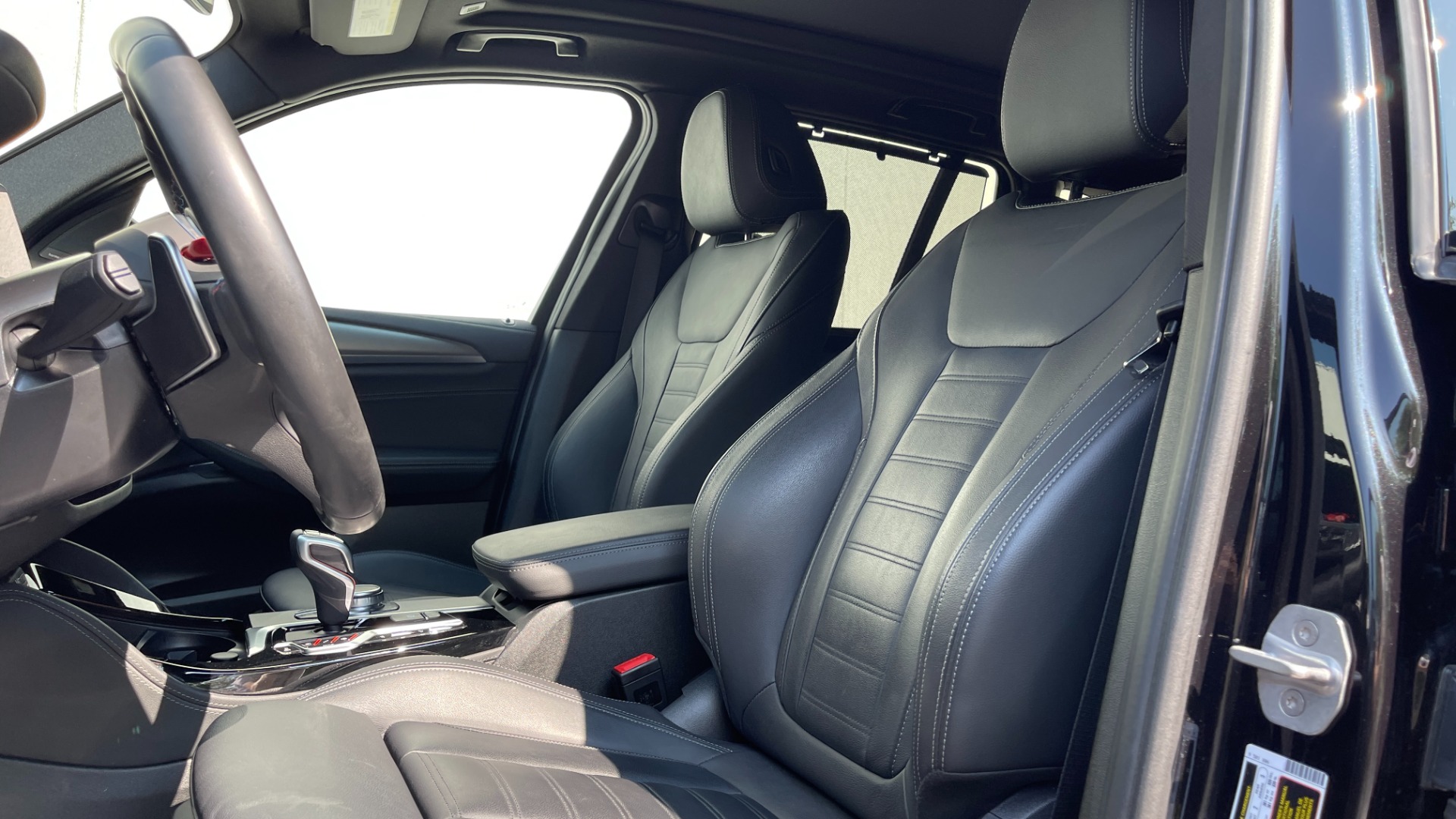 Used 2020 BMW X3 M EXECUTIVE PACKAGE / HEADS UP DISPLAY / WIFI / WIRELESS CHARGING / PANORAMIC for sale $52,915 at Formula Imports in Charlotte NC 28227 12