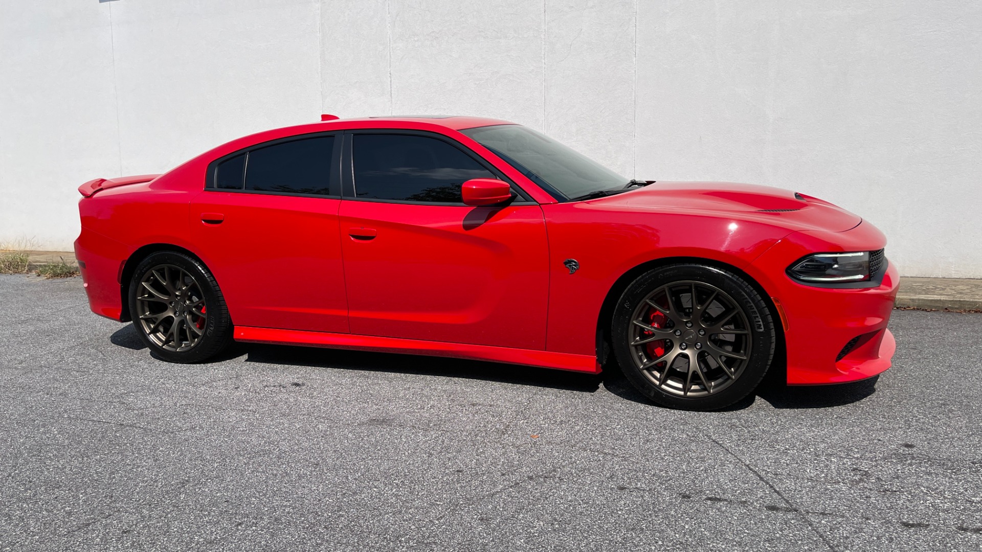 Used 2017 Dodge Charger SRT HELLCAT / HEMI SUPERCHARGED / 20IN WHEELS / SUNROOF / RED SEAT BELTS for sale $63,750 at Formula Imports in Charlotte NC 28227 3