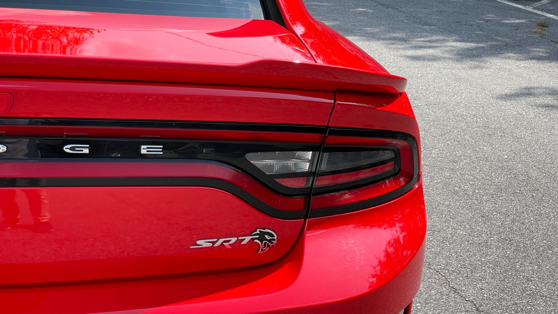Used 2017 Dodge Charger SRT HELLCAT / HEMI SUPERCHARGED / 20IN WHEELS / SUNROOF / RED SEAT BELTS for sale $63,750 at Formula Imports in Charlotte NC 28227 38