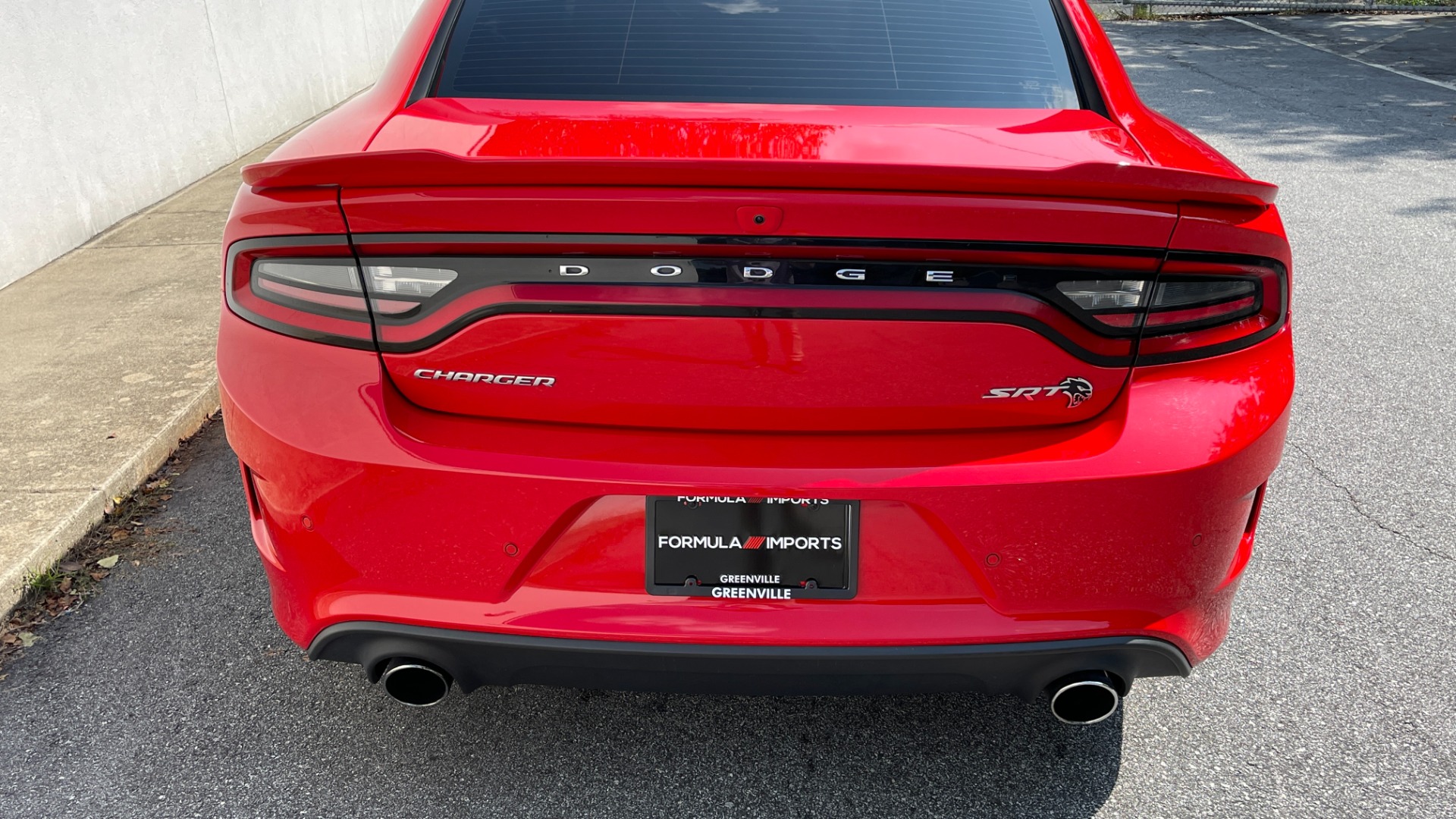 Used 2017 Dodge Charger SRT HELLCAT / HEMI SUPERCHARGED / 20IN WHEELS / SUNROOF / RED SEAT BELTS for sale $63,750 at Formula Imports in Charlotte NC 28227 6