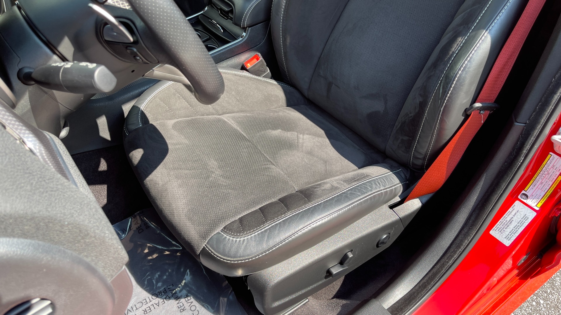 Used 2017 Dodge Charger SRT HELLCAT / HEMI SUPERCHARGED / 20IN WHEELS / SUNROOF / RED SEAT BELTS for sale $63,750 at Formula Imports in Charlotte NC 28227 9