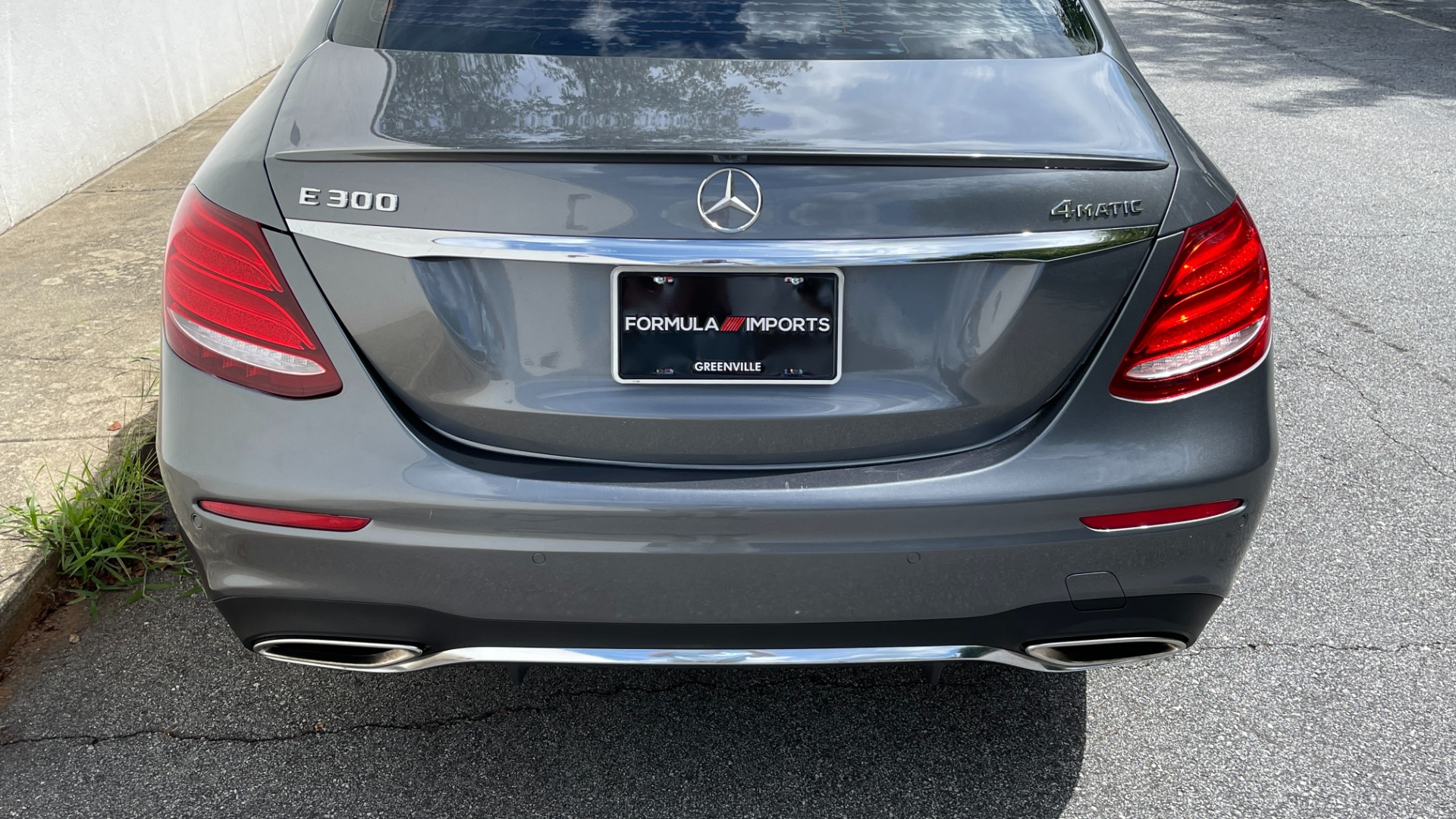 Used 2017 Mercedes-Benz E-Class E300 LUXURY / UPGRADED WHEELS / SPORT WHEEL / PREMIUM 1 / BURMESTER AUDIO for sale Sold at Formula Imports in Charlotte NC 28227 10