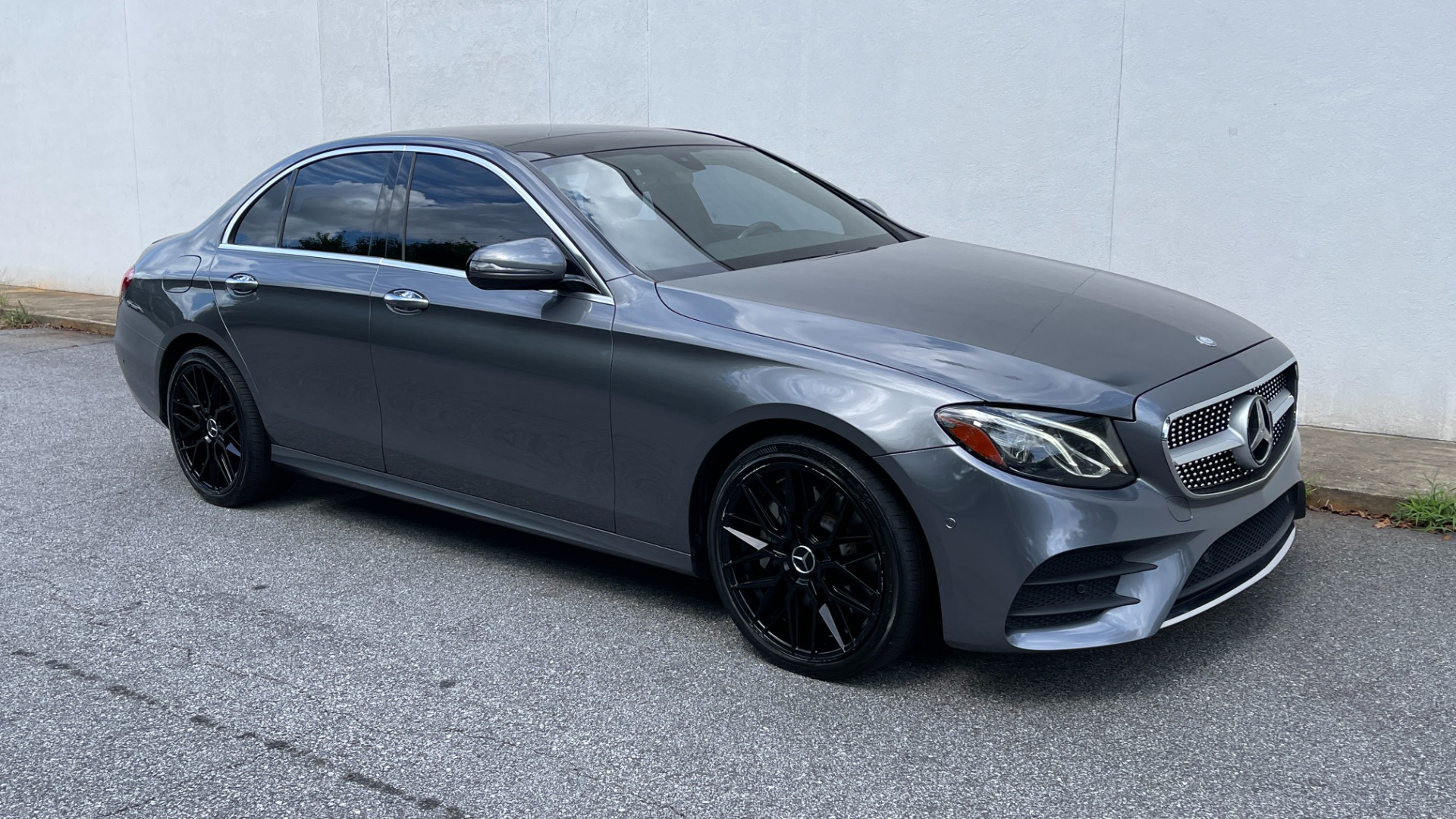 Used 2017 Mercedes-Benz E-Class E300 LUXURY / UPGRADED WHEELS / SPORT WHEEL / PREMIUM 1 / BURMESTER AUDIO for sale $29,995 at Formula Imports in Charlotte NC 28227 2