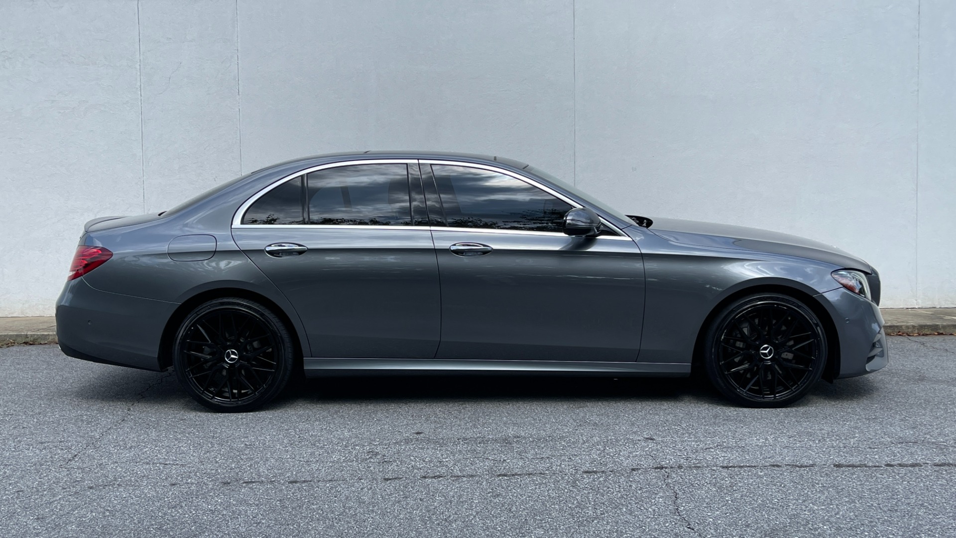 Used 2017 Mercedes-Benz E-Class E300 LUXURY / UPGRADED WHEELS / SPORT WHEEL / PREMIUM 1 / BURMESTER AUDIO for sale Sold at Formula Imports in Charlotte NC 28227 57