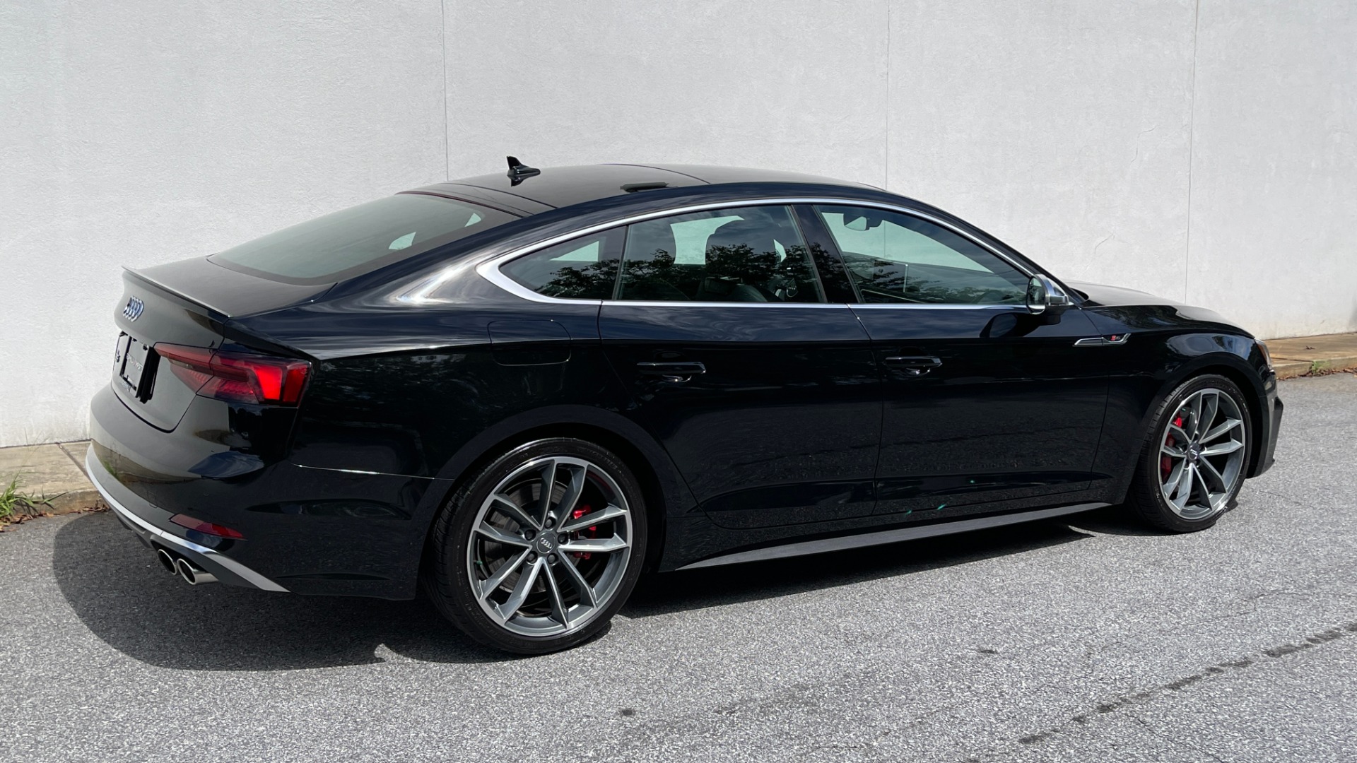 Used 2018 Audi S5 Sportback PRESTIGE / WARM WEATHER / S SPORT / 19IN WHEELS for sale Sold at Formula Imports in Charlotte NC 28227 3