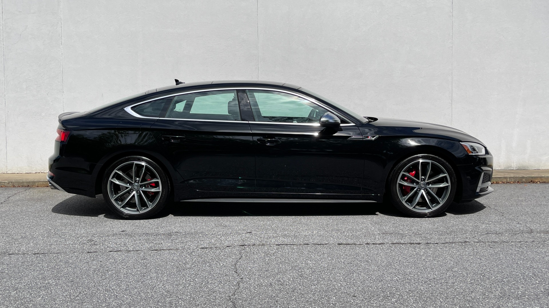 Used 2018 Audi S5 Sportback PRESTIGE / WARM WEATHER / S SPORT / 19IN WHEELS for sale Sold at Formula Imports in Charlotte NC 28227 4