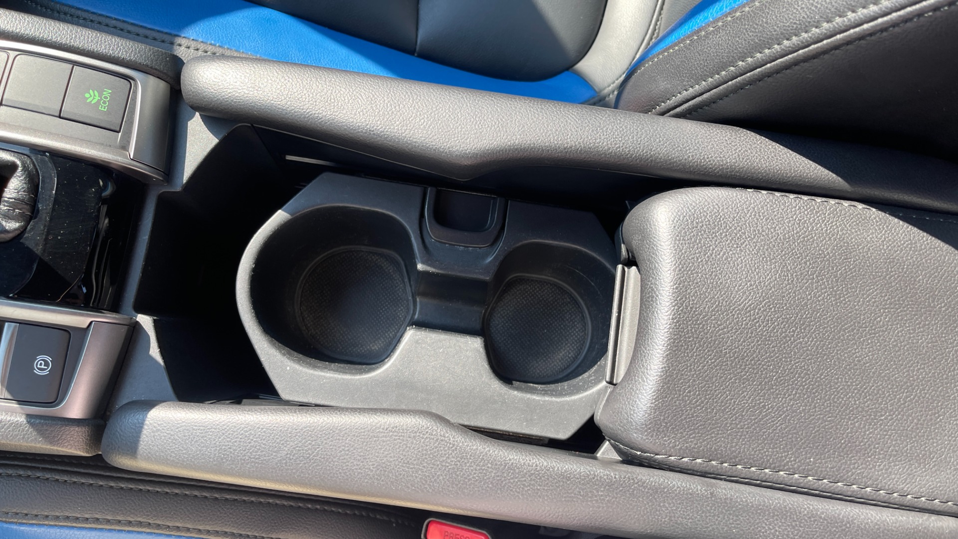 Used 2018 Honda Civic Hatchback EX / LEATHER / BACKUP CAMERA / ALLOY WHEELS for sale Sold at Formula Imports in Charlotte NC 28227 32