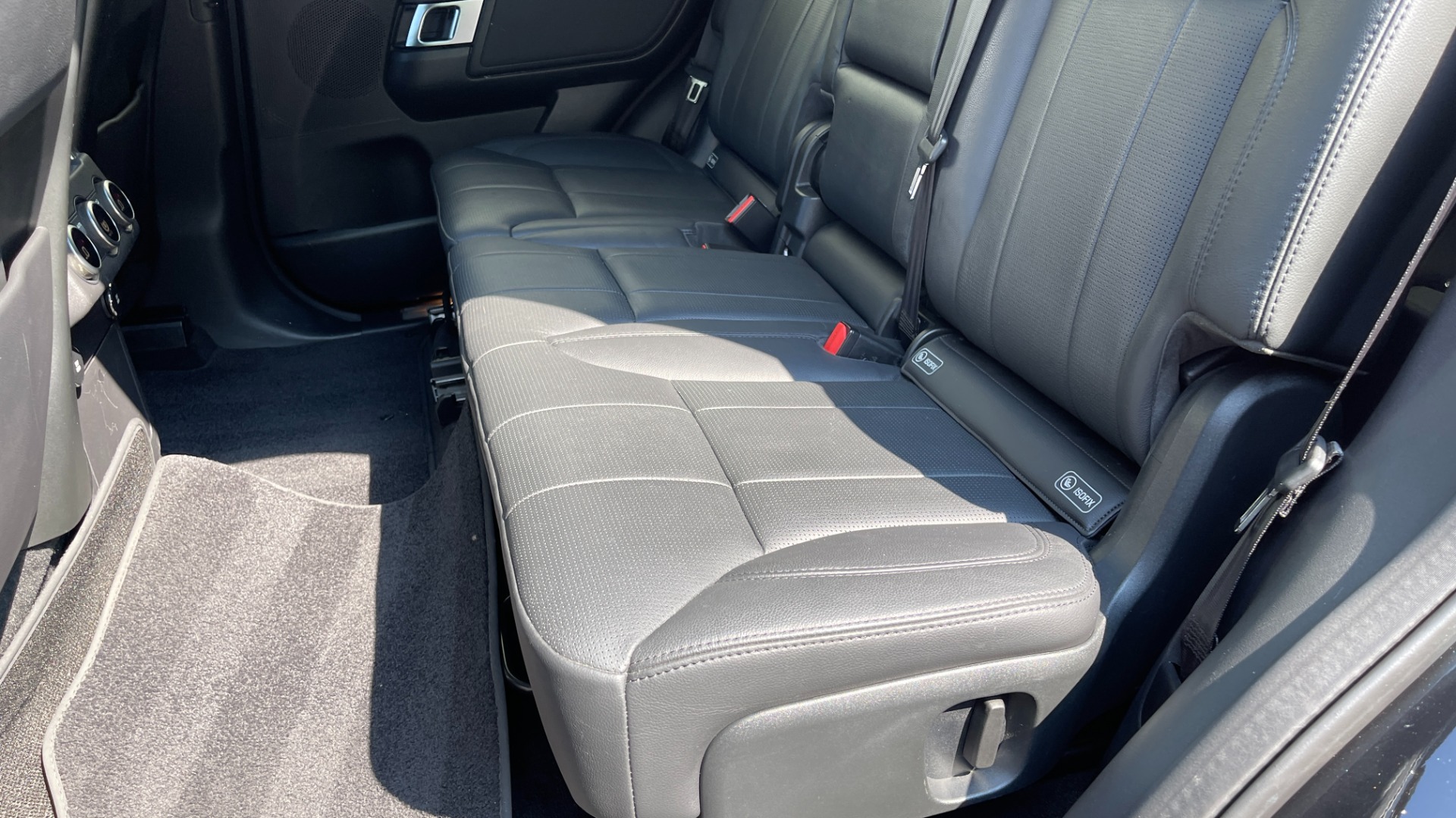 Used 2019 Land Rover Discovery HSE / SEVEN SEAT / DYNAMIC PACKAGE / 21IN WHEELS / REMOTE SEAT PACKAGE for sale $46,495 at Formula Imports in Charlotte NC 28227 13