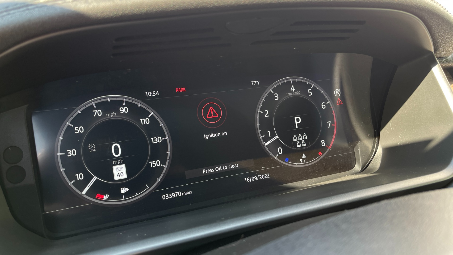 Used 2019 Land Rover Discovery HSE / SEVEN SEAT / DYNAMIC PACKAGE / 21IN WHEELS / REMOTE SEAT PACKAGE for sale $36,500 at Formula Imports in Charlotte NC 28227 36