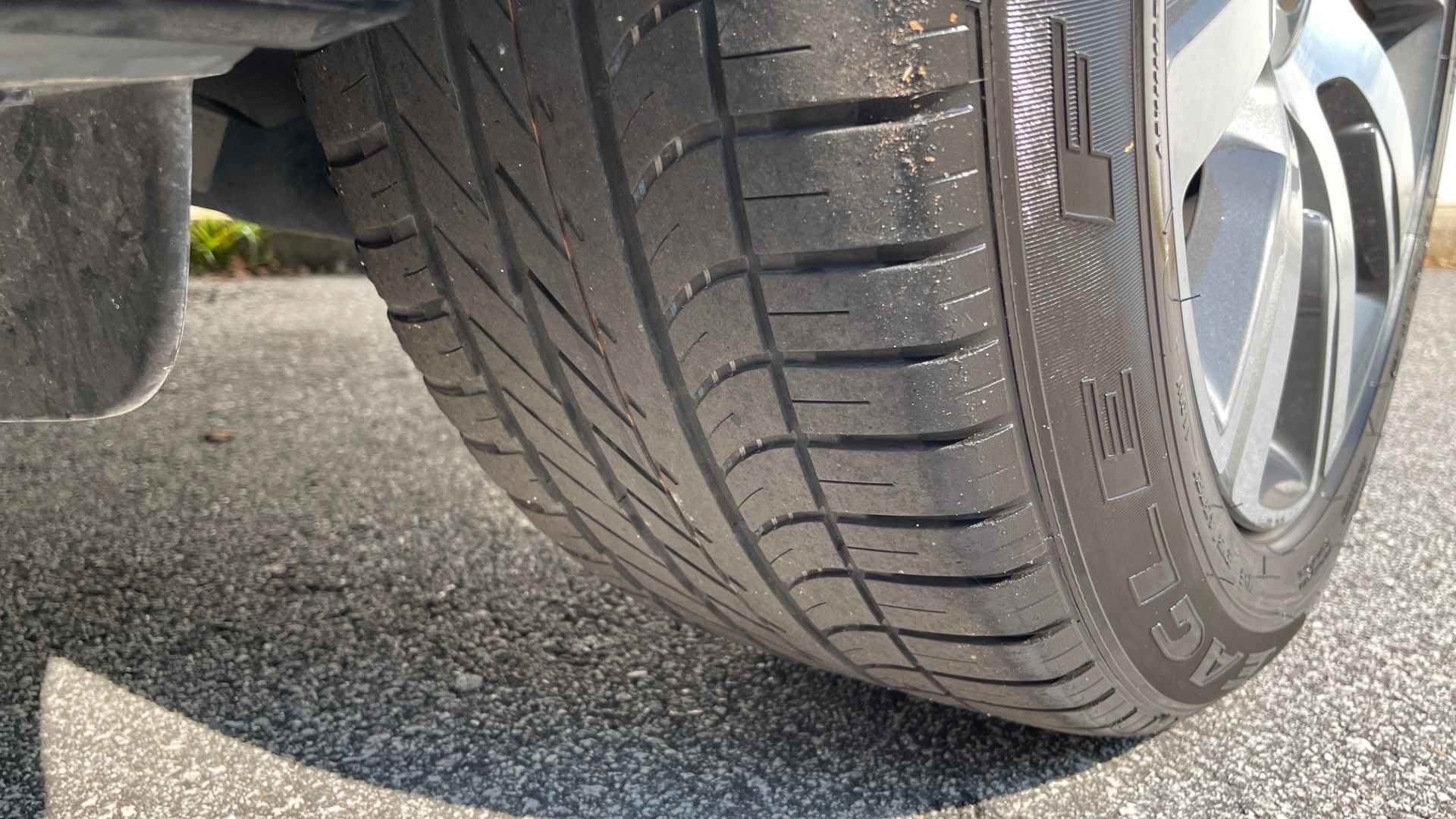 Used 2019 Land Rover Discovery HSE / SEVEN SEAT / DYNAMIC PACKAGE / 21IN WHEELS / REMOTE SEAT PACKAGE for sale Sold at Formula Imports in Charlotte NC 28227 44