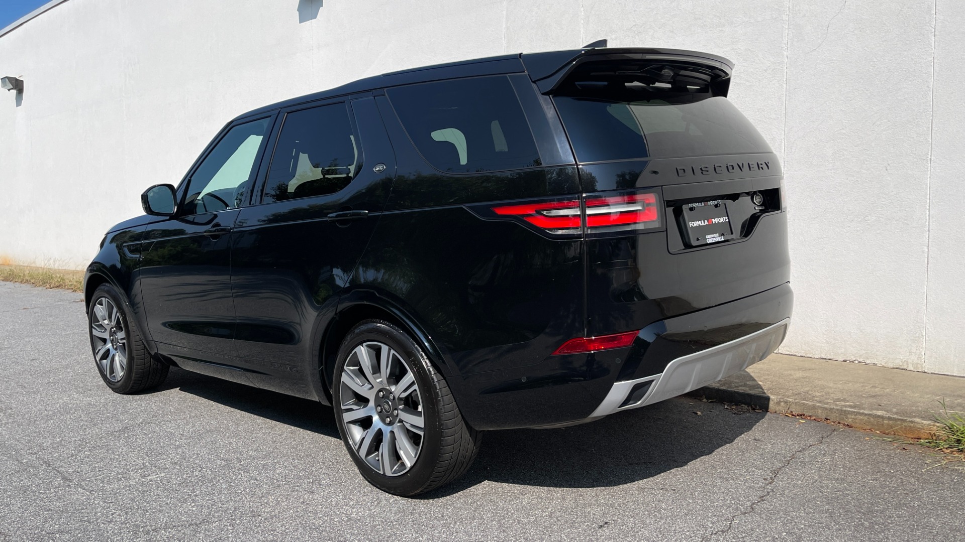 Used 2019 Land Rover Discovery HSE / SEVEN SEAT / DYNAMIC PACKAGE / 21IN WHEELS / REMOTE SEAT PACKAGE for sale $46,495 at Formula Imports in Charlotte NC 28227 8