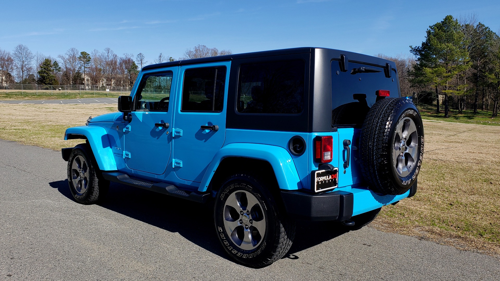 Used 2017 Jeep WRANGLER UNLIMITED SAHARA 4X4 / FREEDOM TOP / V6 / AUTO / A/C for sale Sold at Formula Imports in Charlotte NC 28227 4