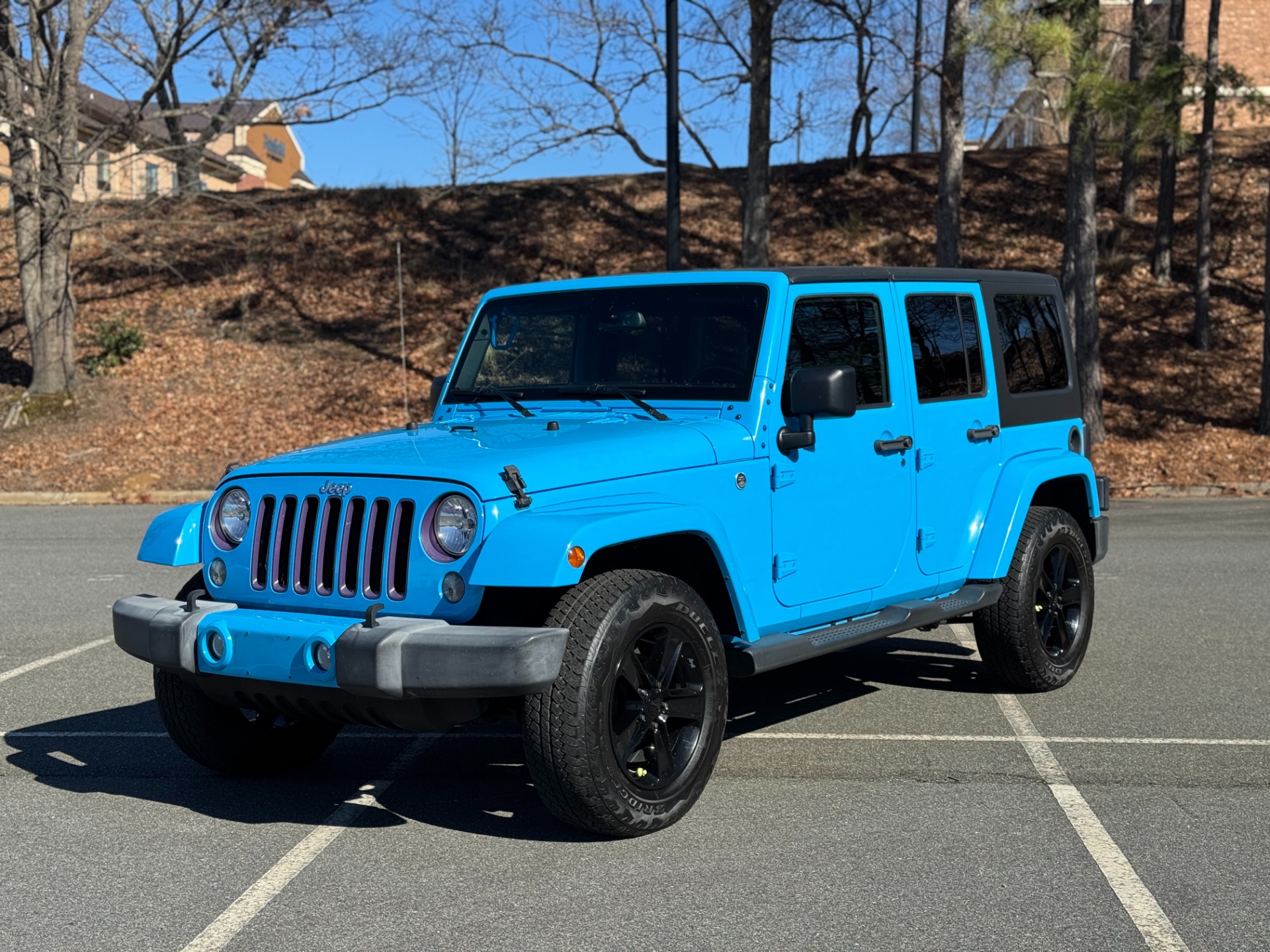 Used 2017 Jeep WRANGLER UNLIMITED SAHARA 4X4 / FREEDOM TOP / V6 / AUTO / A/C for sale Sold at Formula Imports in Charlotte NC 28227 4